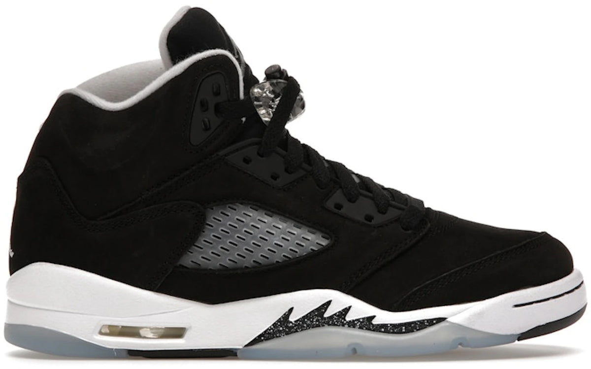 https://images.stockx.com/images/Air-Jordan-5-Retro-Oreo-2021-GS-Product.jpg?fit=fill&bg=FFFFFF&w=1000&fm=webp&auto=compress&q=90&dpr=2&trim=color&updated_at=1738193358