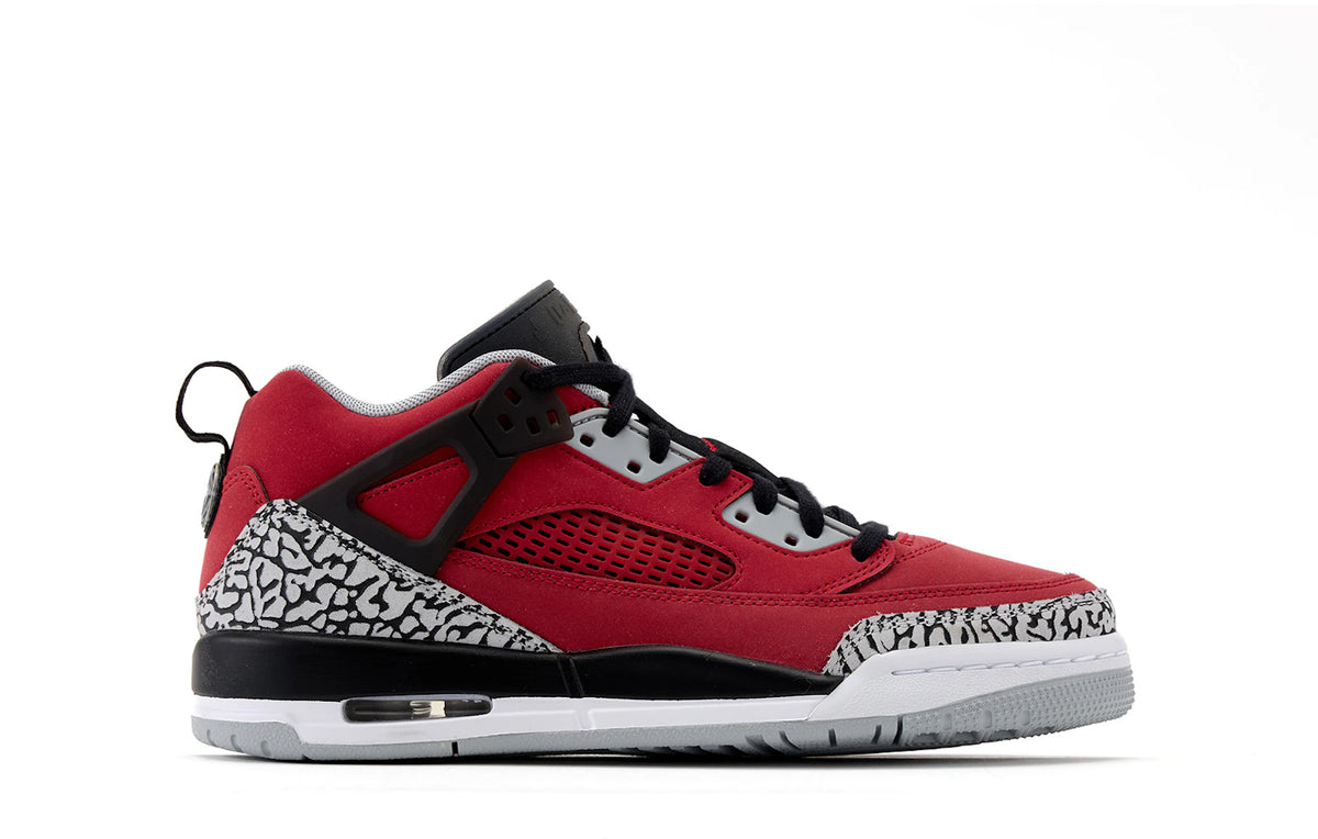 https://images.stockx.com/images/Air-Jordan-Spizike-Low-Toro-GS-Product.jpg?fit=fill&bg=FFFFFF&w=1000&fm=webp&auto=compress&q=90&dpr=2&trim=color&updated_at=1755106904