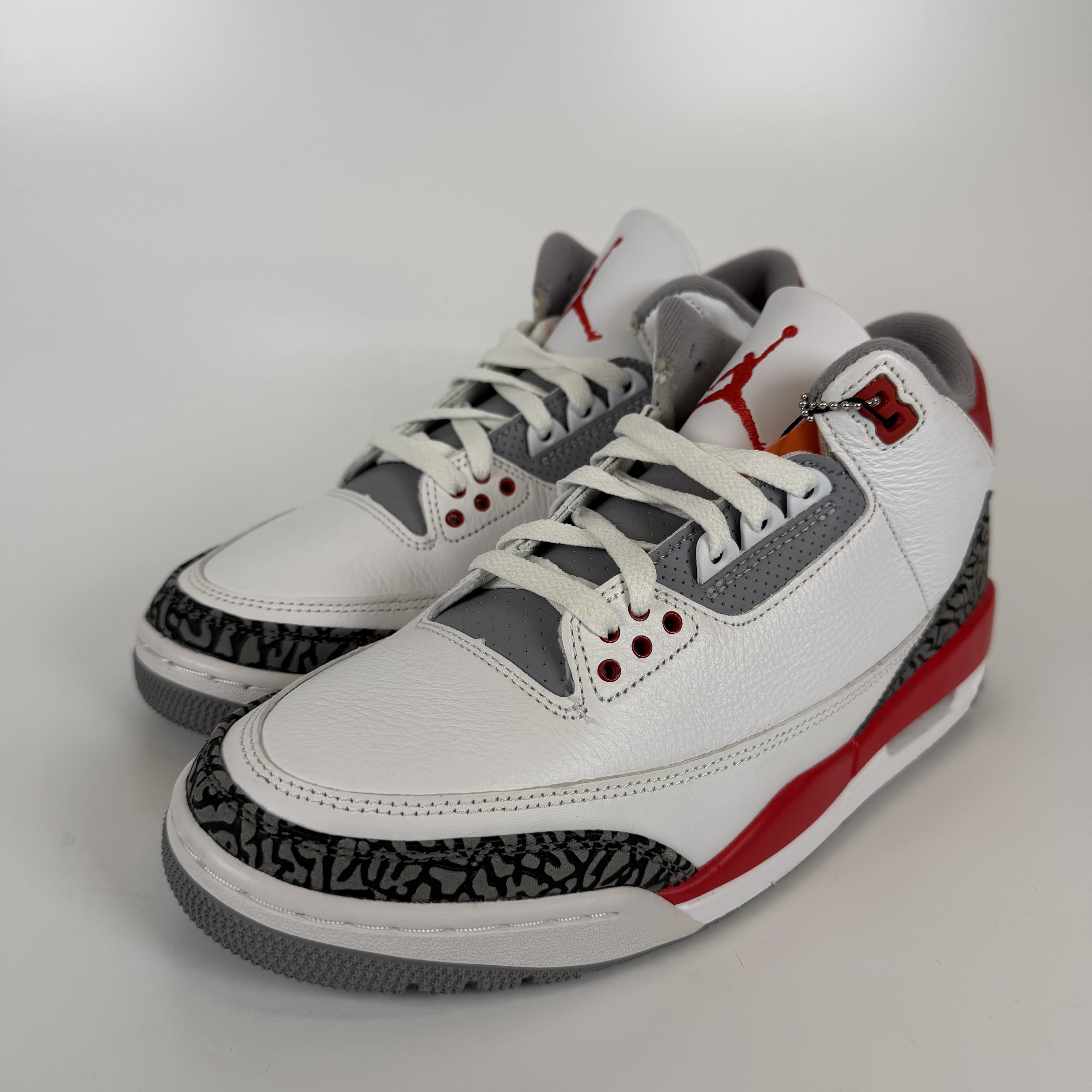 SP2762 Jordan 3 Retro Fire Red (2022)