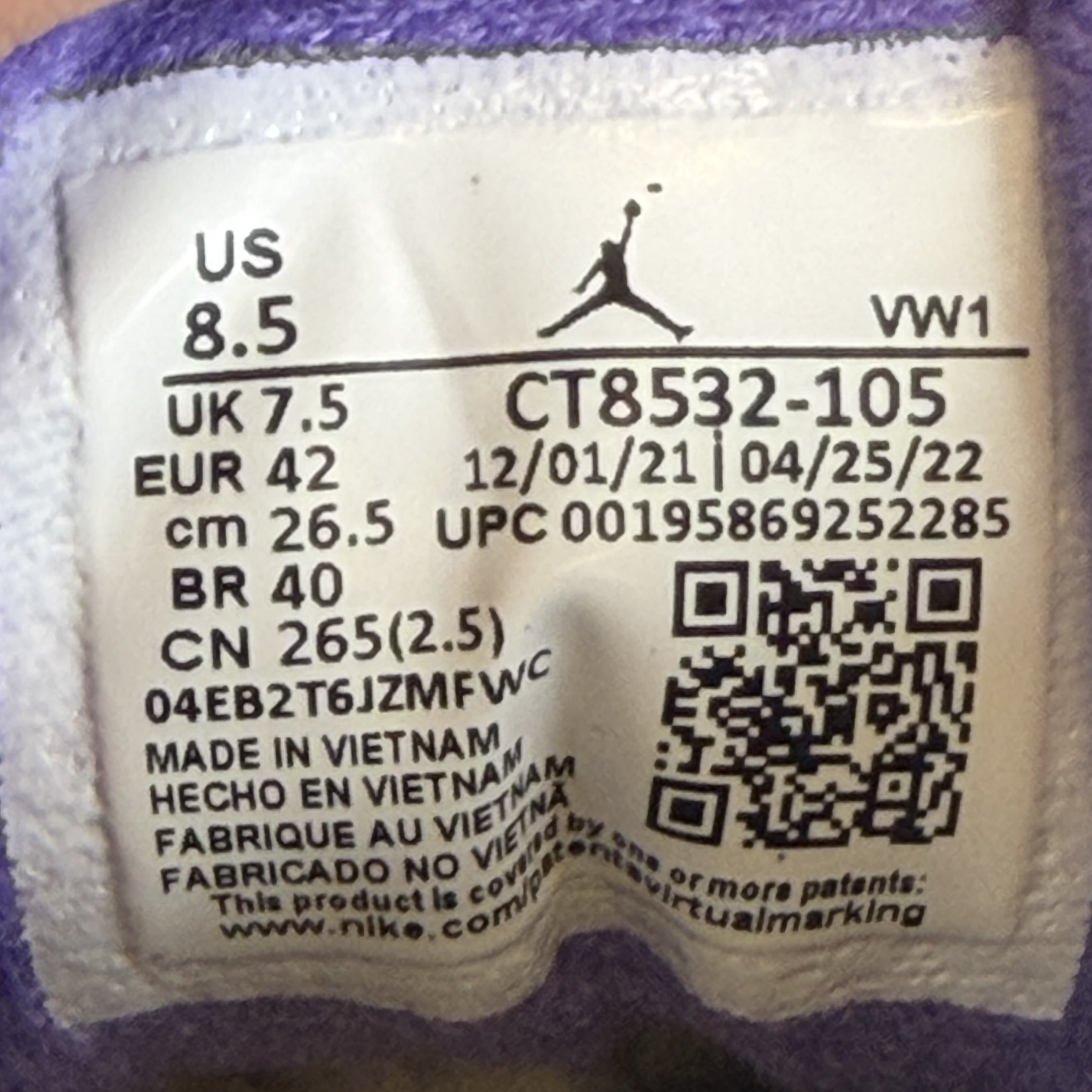 SP2768 Jordan 3 Retro Dark Iris