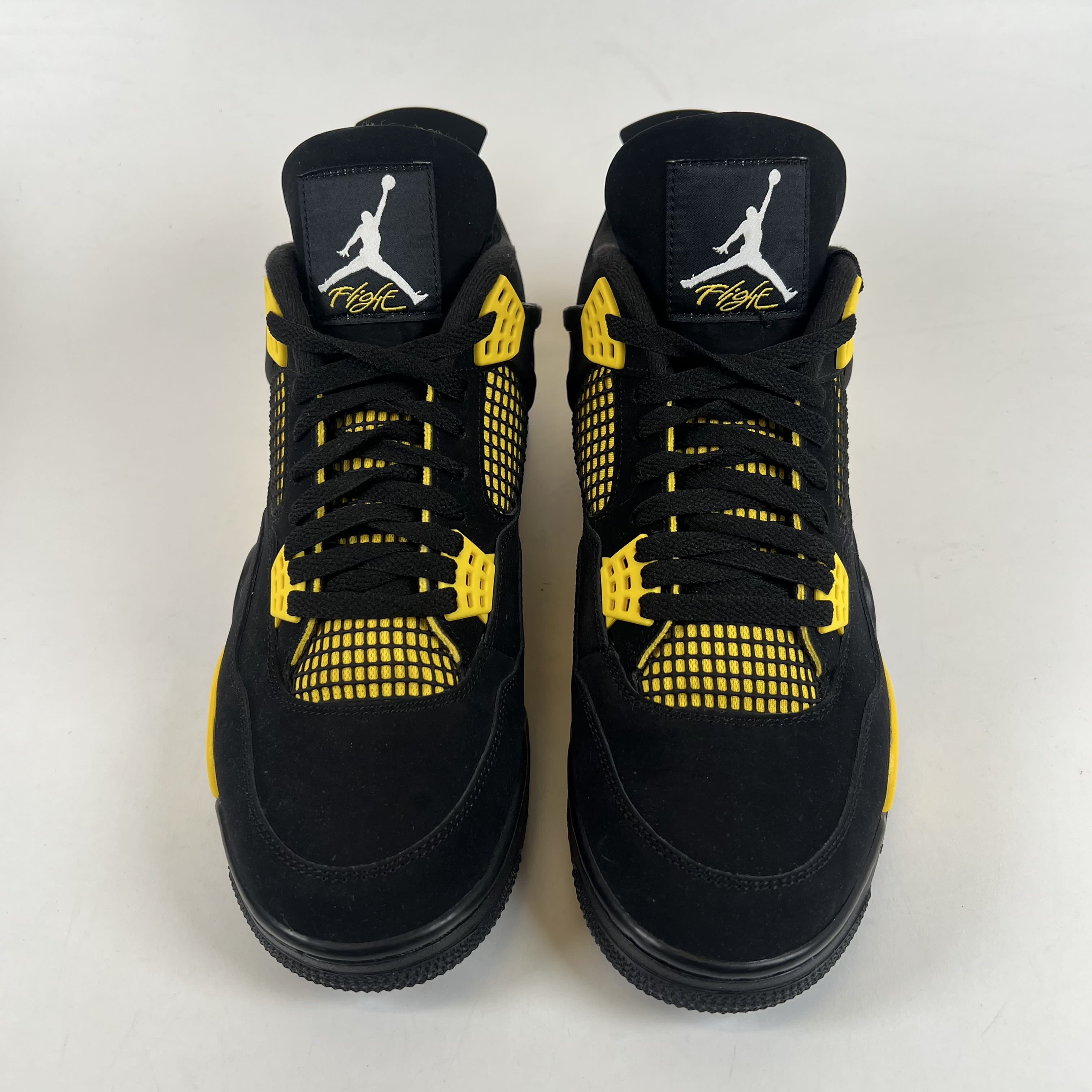 SP10953 Jordan 4 Retro Thunder (2023)