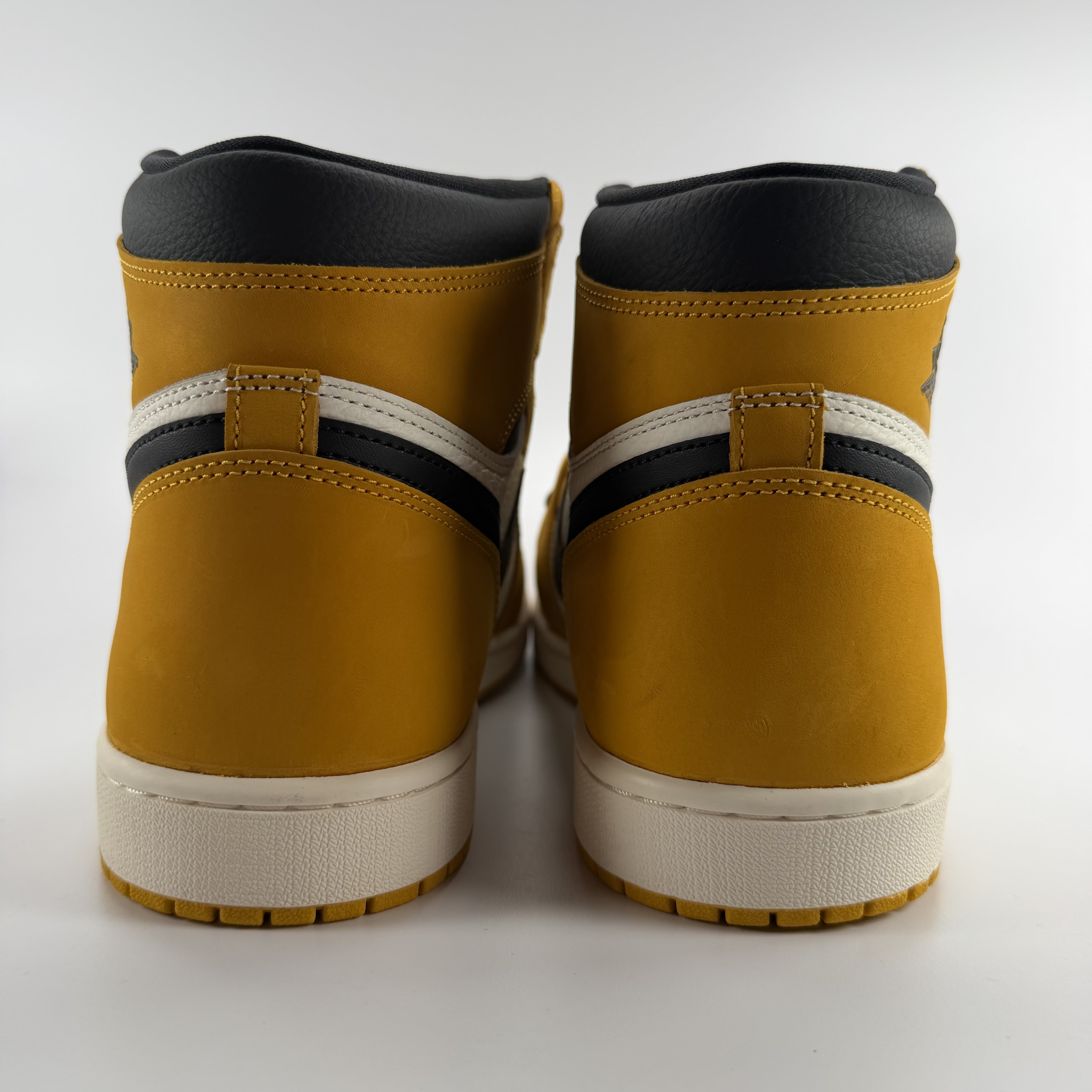 541166 Jordan 1 Retro High OG Yellow Ochre