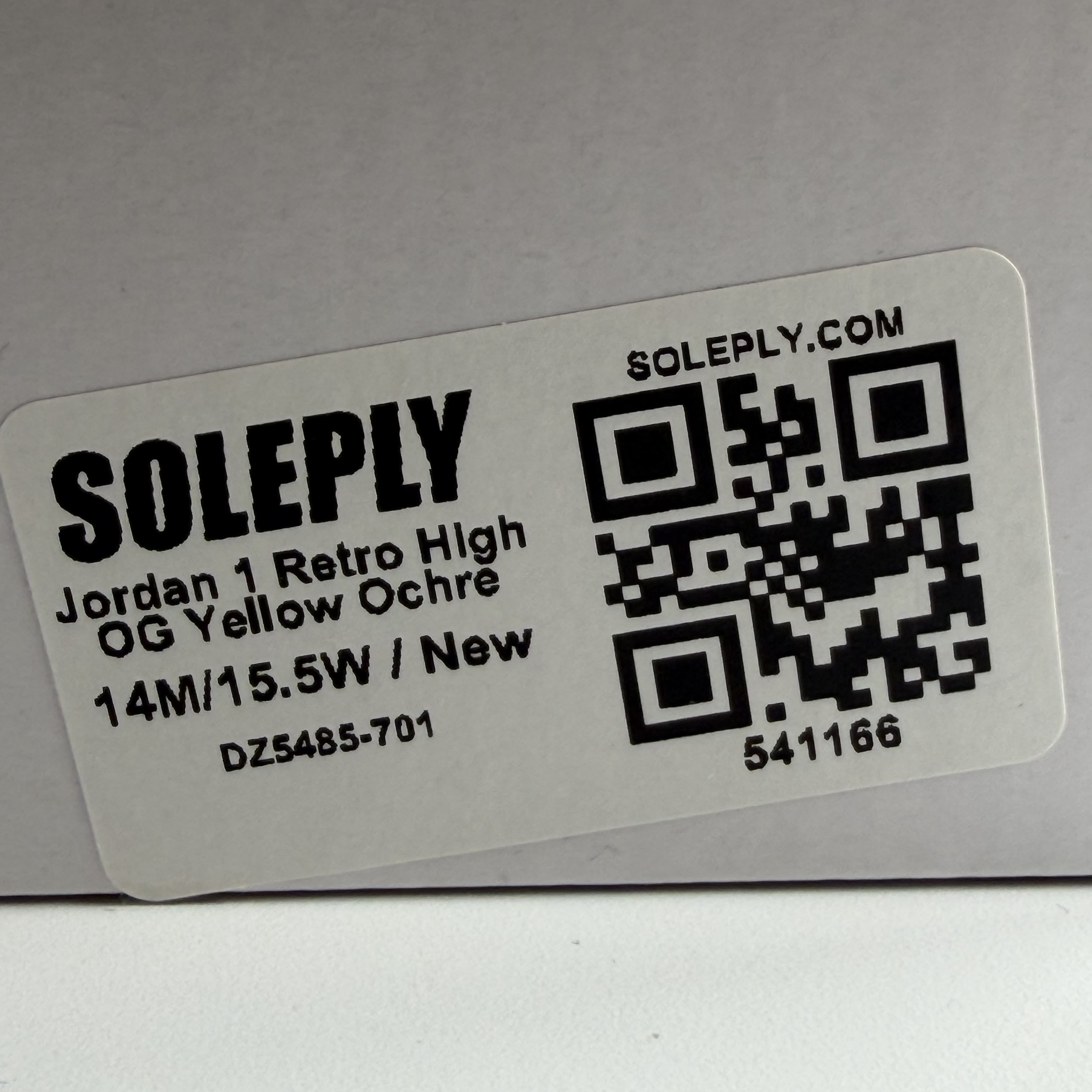 541166 Jordan 1 Retro High OG Yellow Ochre