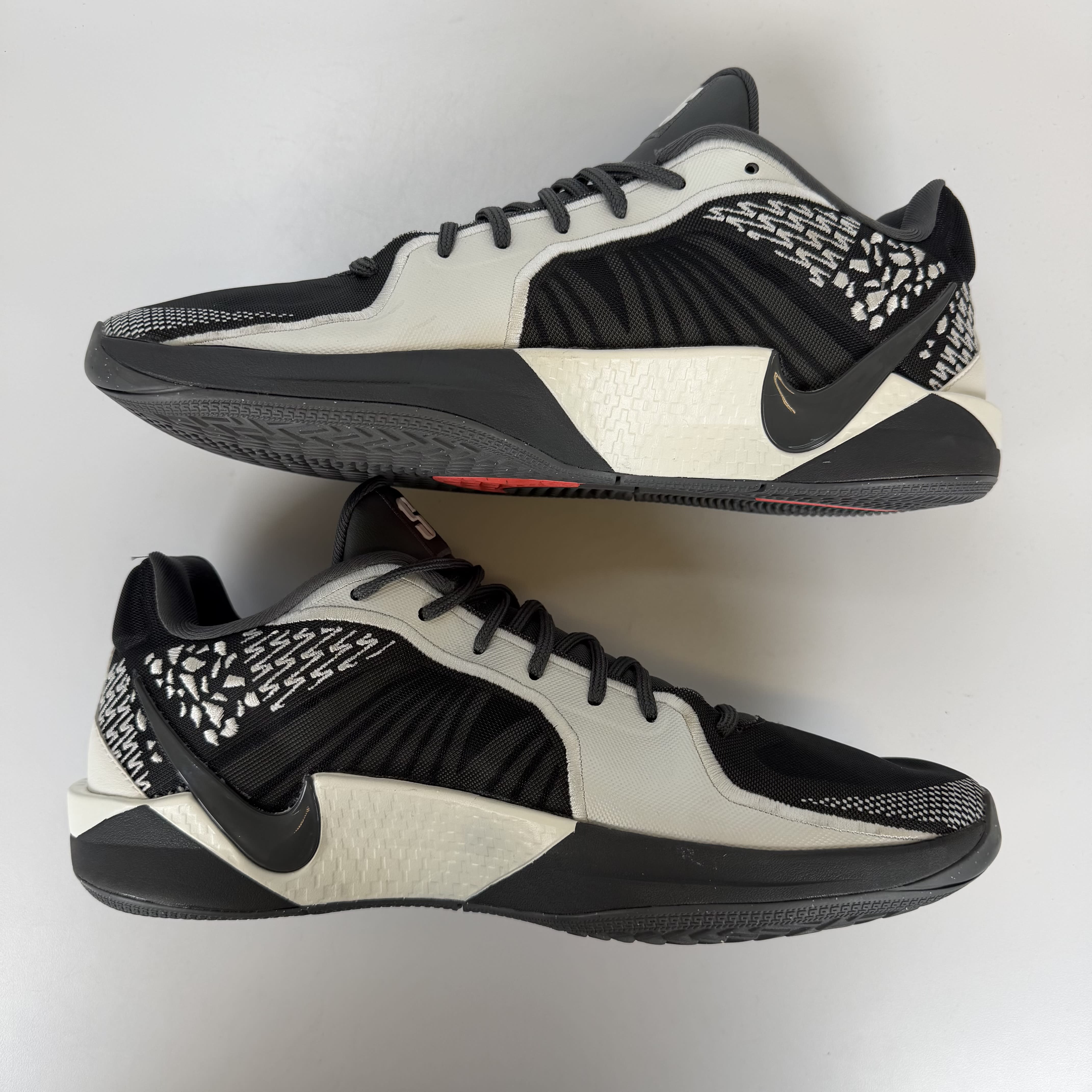 SP2874 Nike Sabrina 2 Iron Grey Sail (Women's)