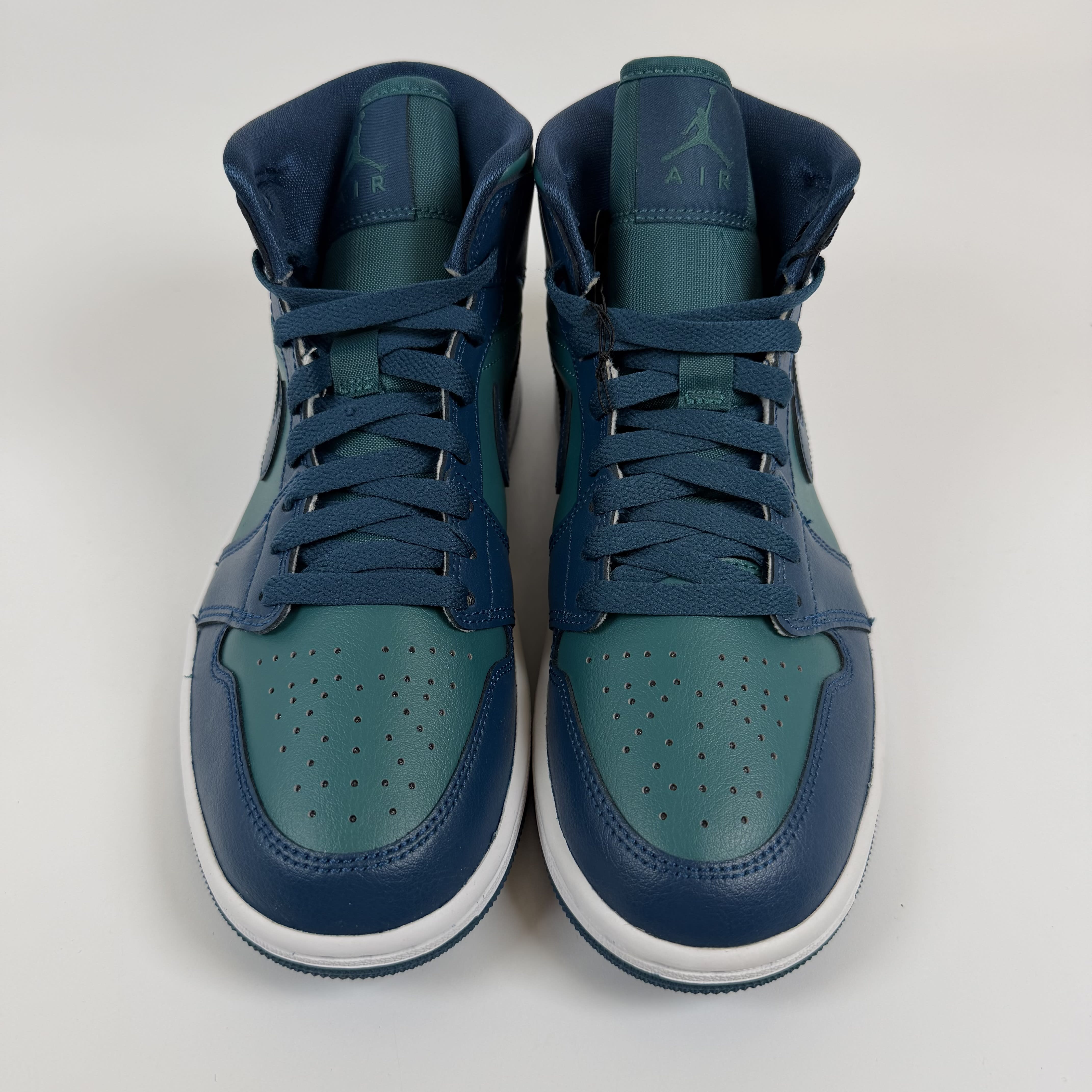 269300 Jordan 1 Mid Teal French Blue (Women's)