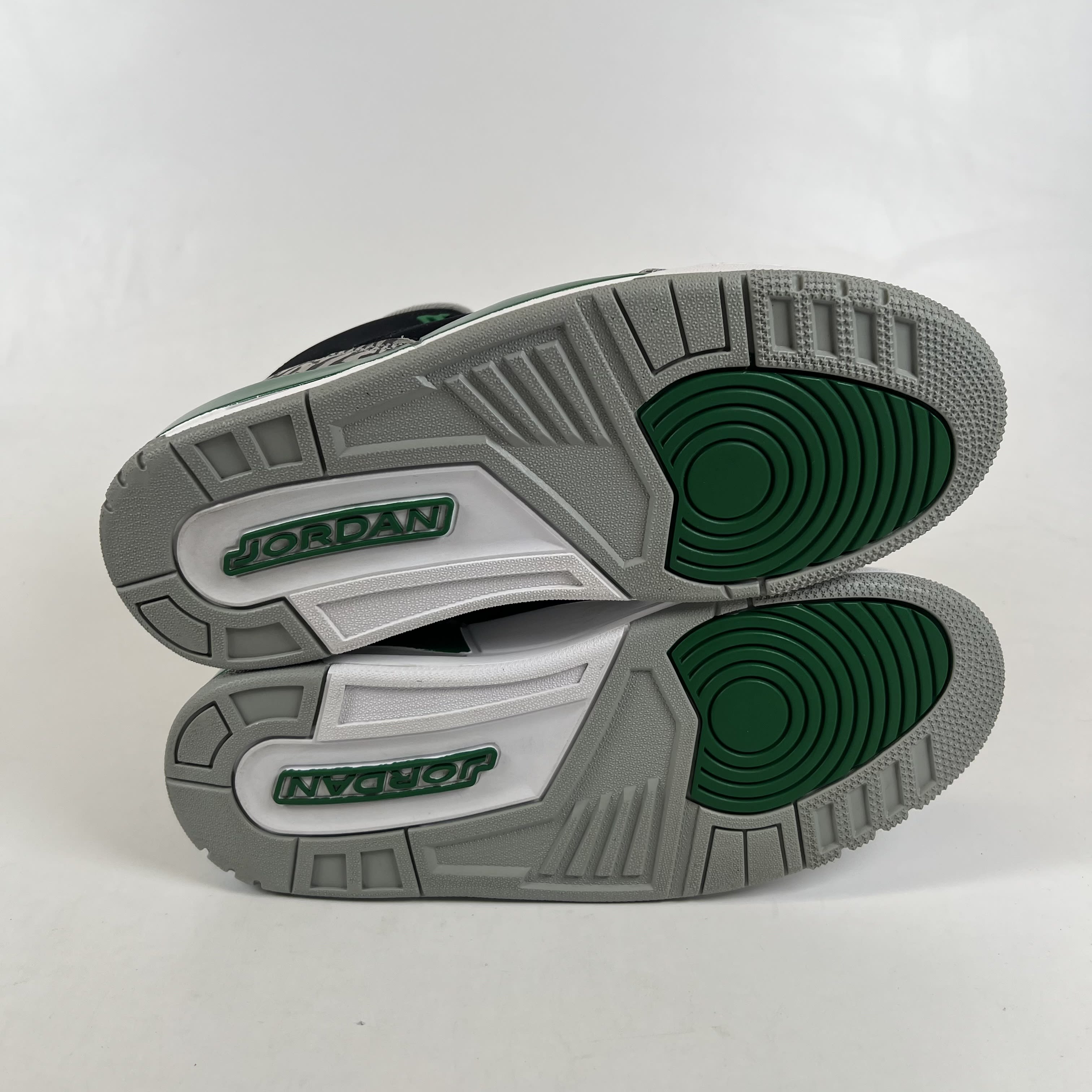 SP11339 Jordan 3 Retro Pine Green