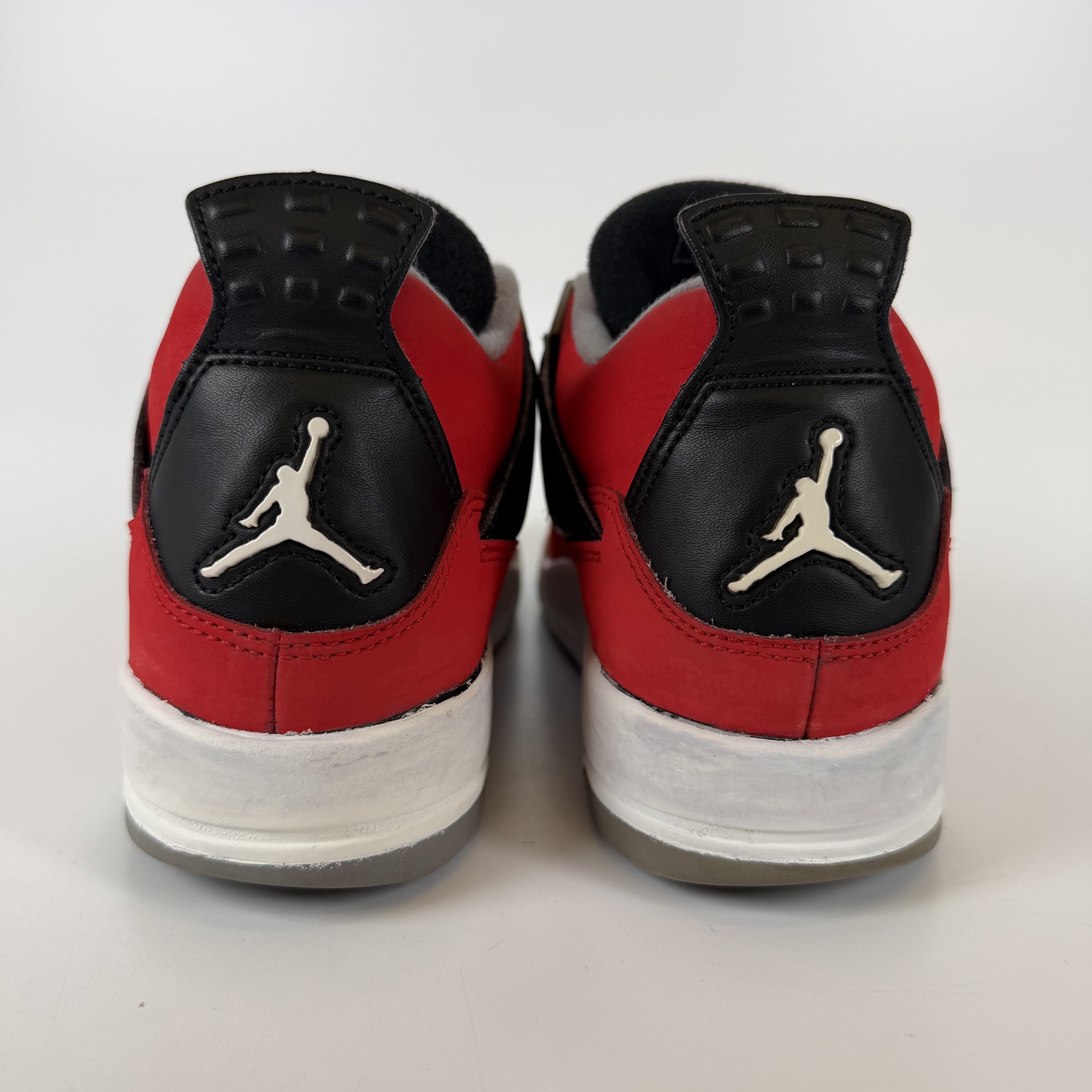 SP2843 Jordan 4 Retro Toro Bravo (GS)