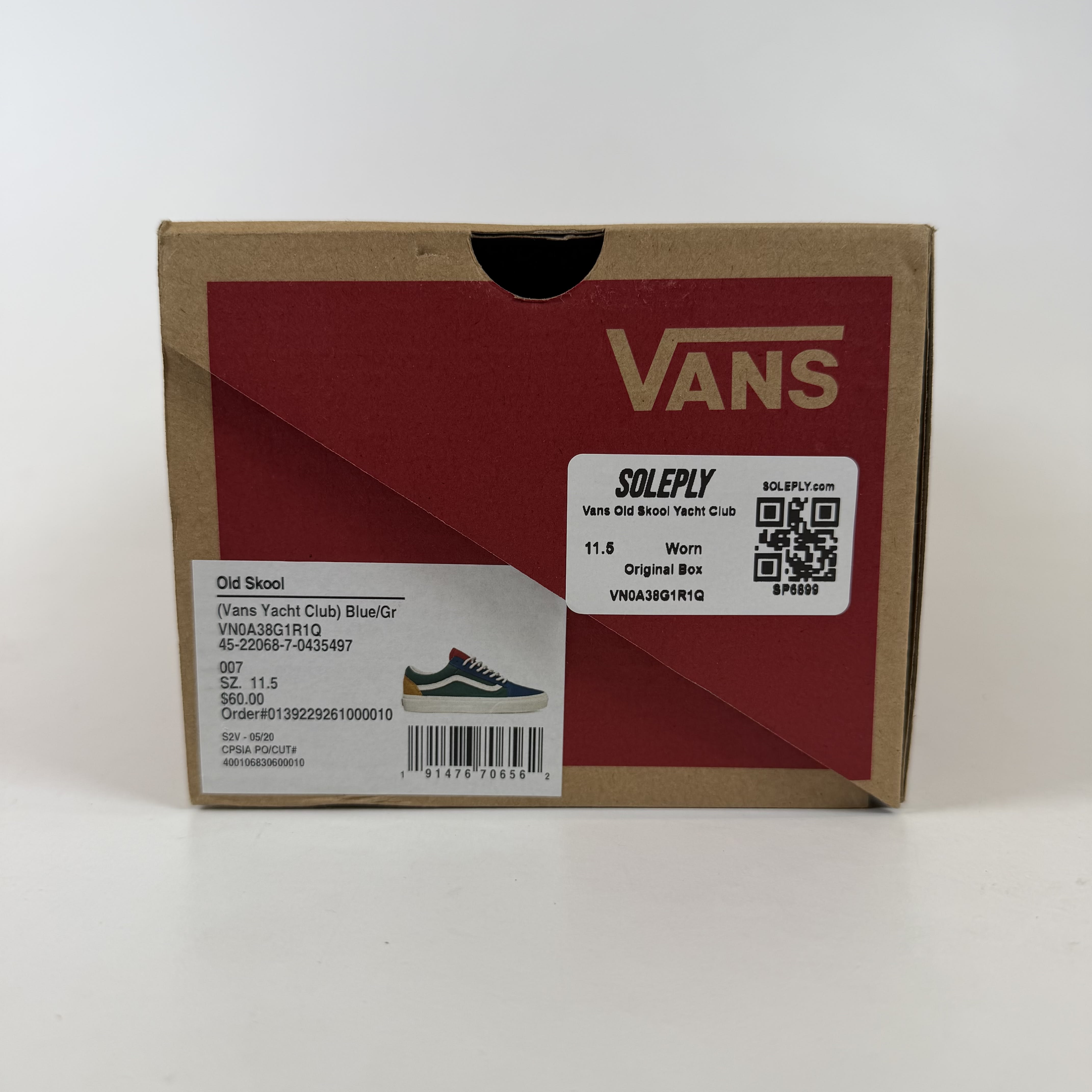 SP6899 Vans Old Skool Yacht Club
