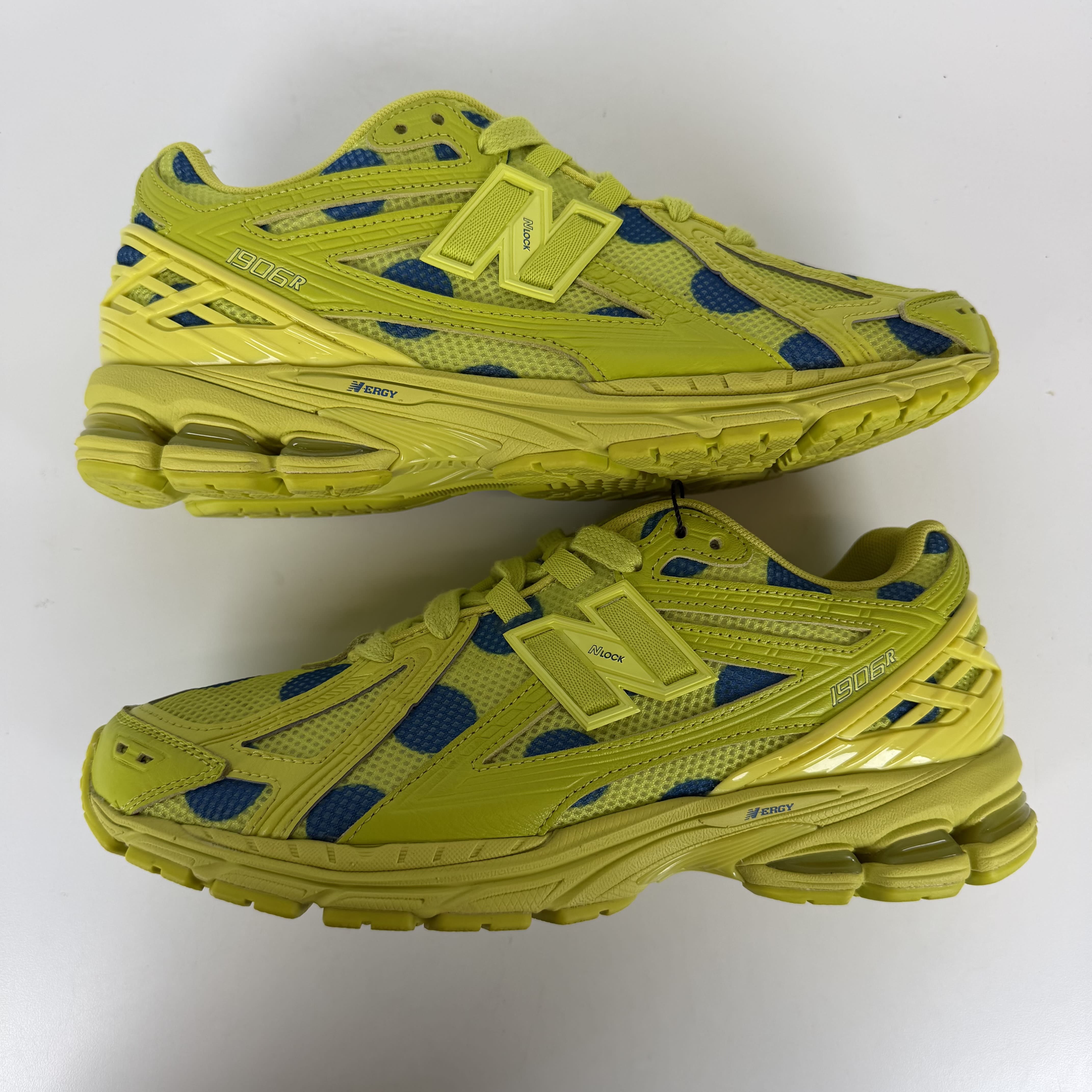 SP2866 New Balance 1906R Polka Dot Tea Tree Blue