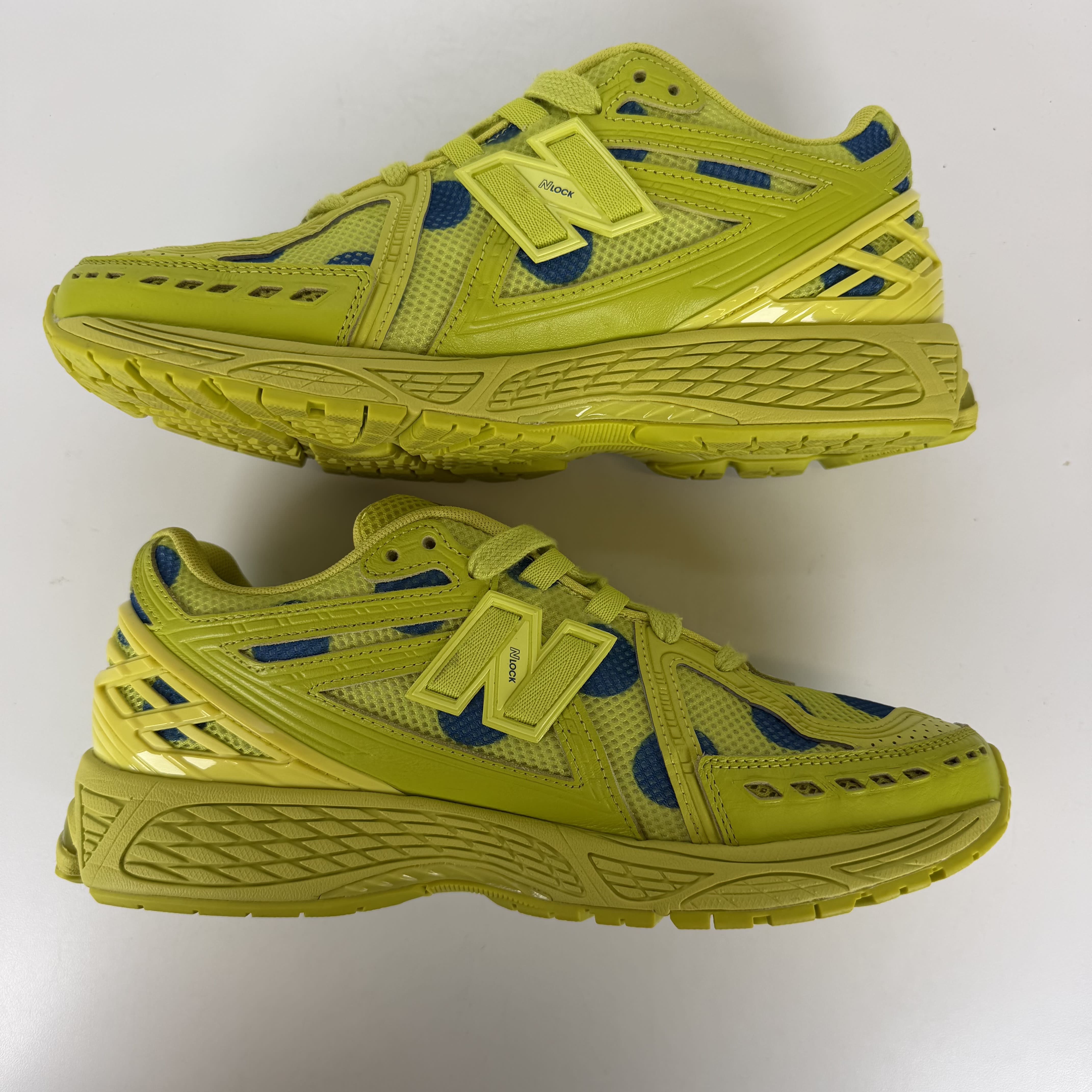 SP2866 New Balance 1906R Polka Dot Tea Tree Blue