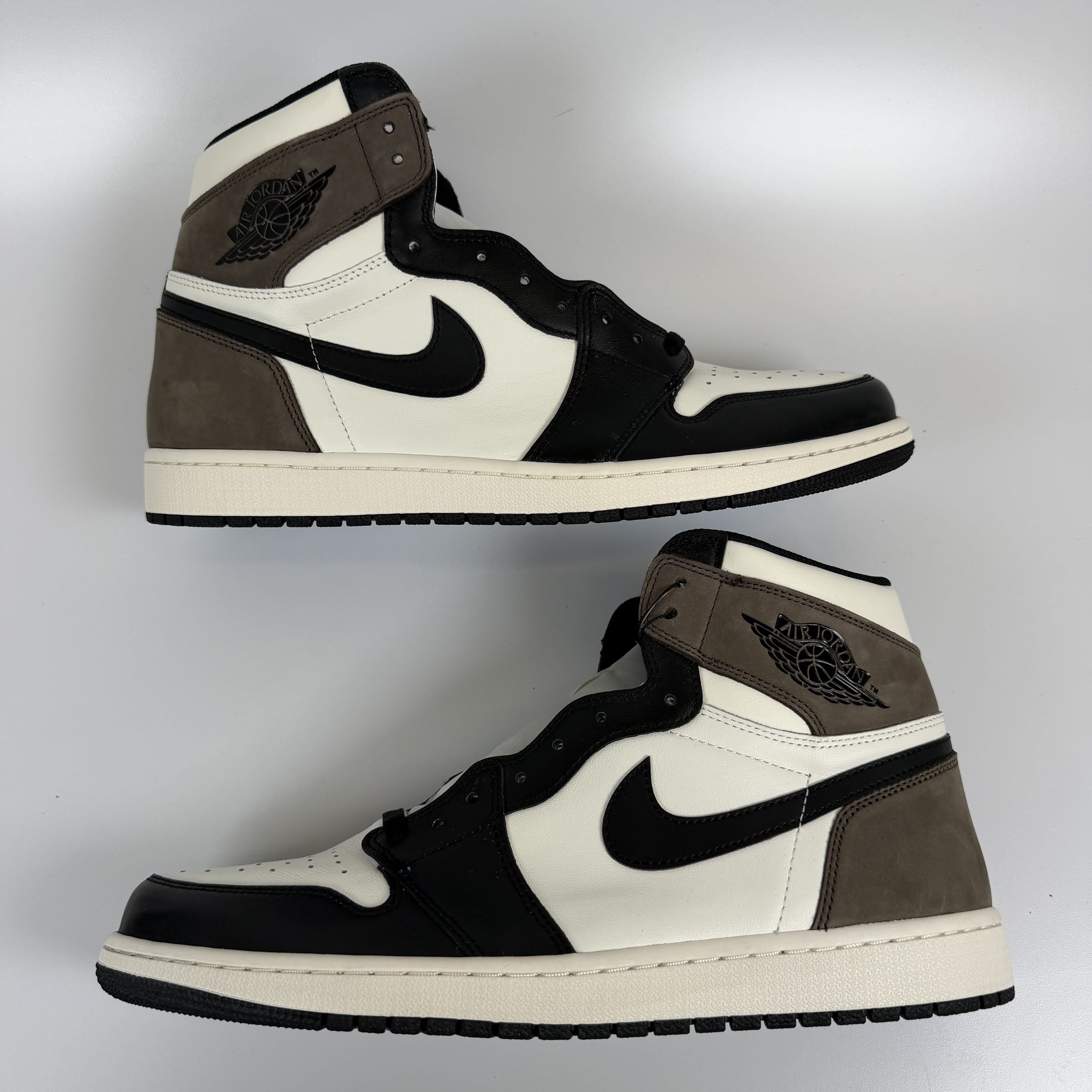 791858 Jordan 1 Retro High Dark Mocha