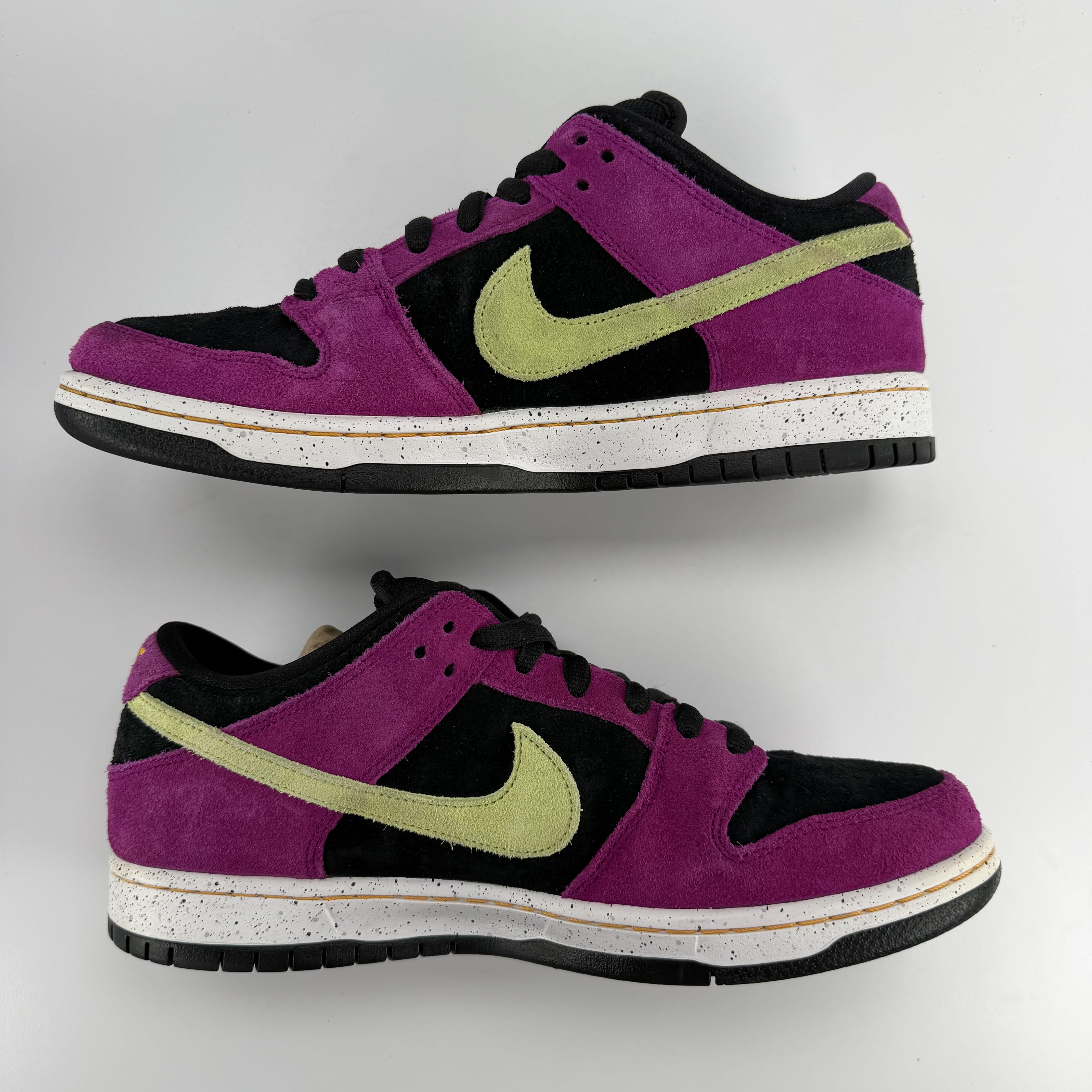 519136 Nike SB Dunk Low Pro ACG Terra Red Plum