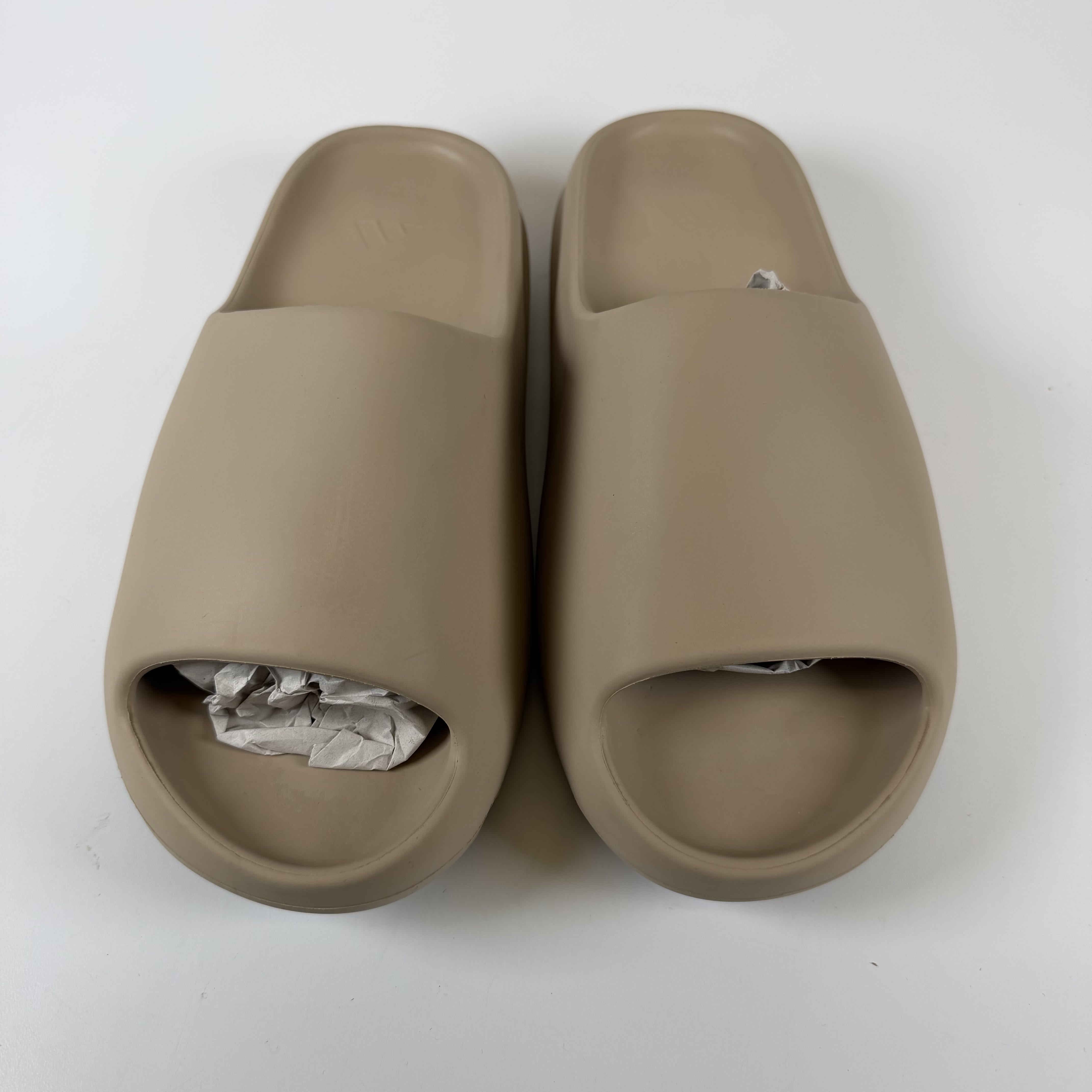 SP5636 adidas Yeezy Slide Pure (First Release)