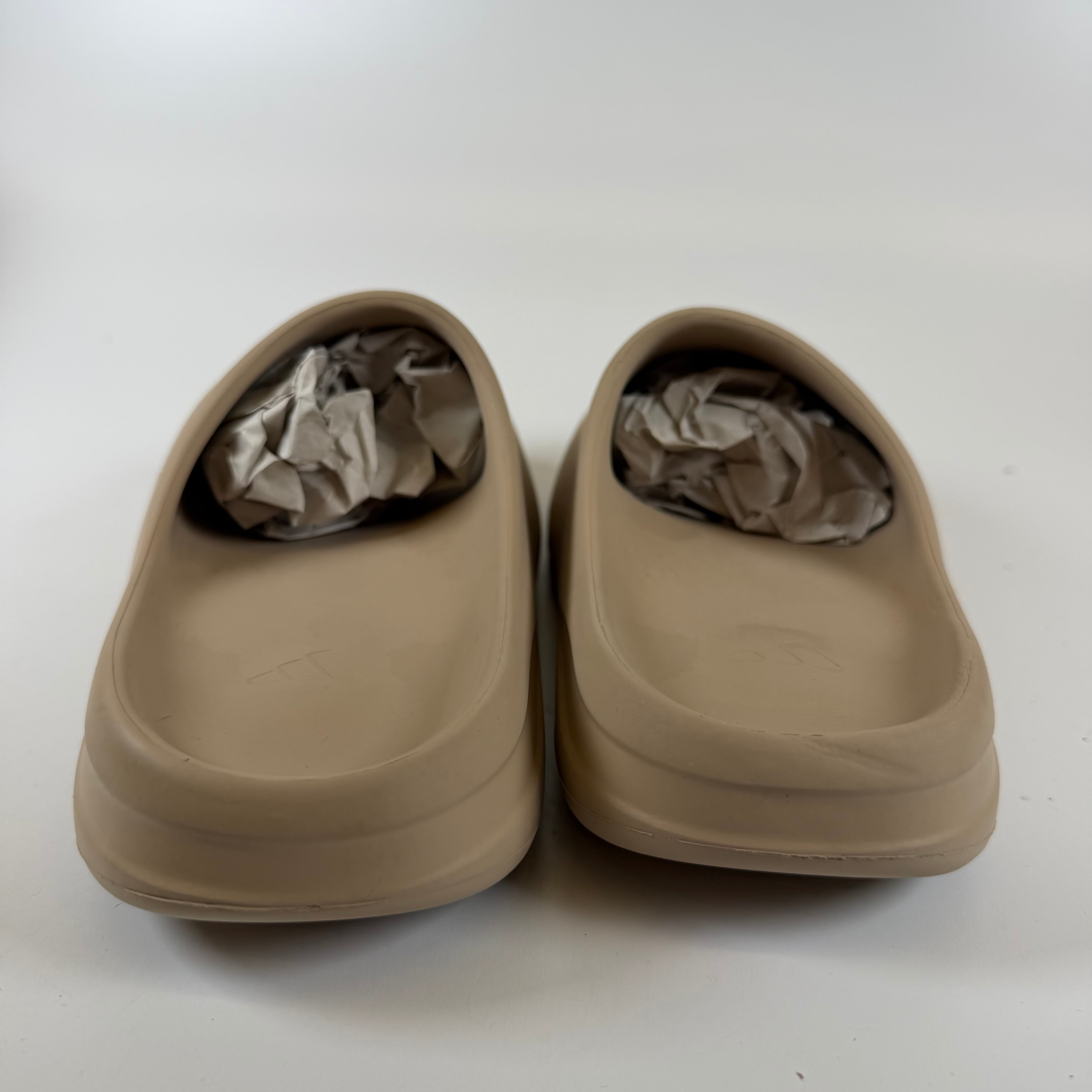 SP5636 adidas Yeezy Slide Pure (First Release)