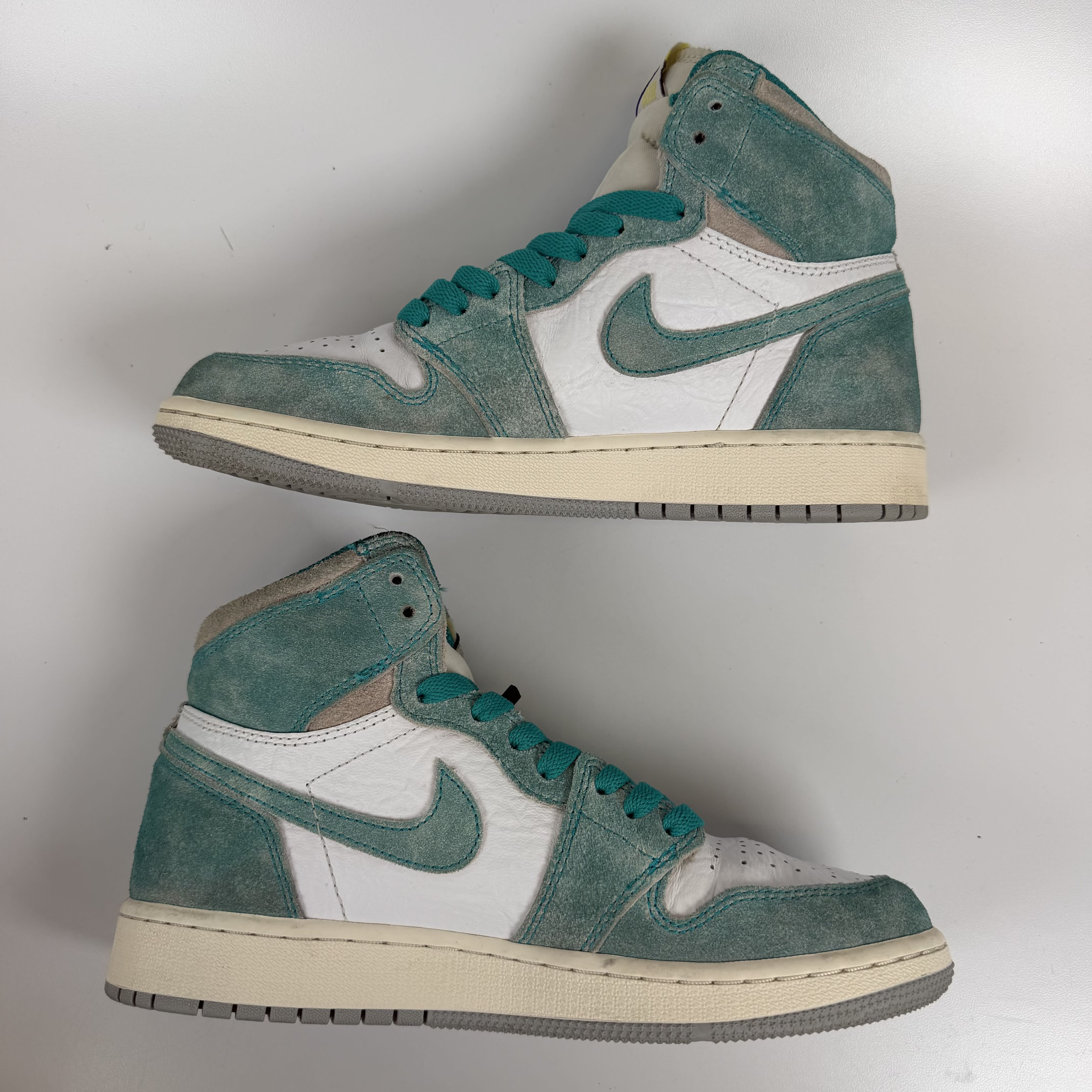 808205 Jordan 1 Retro High Turbo Green (GS)