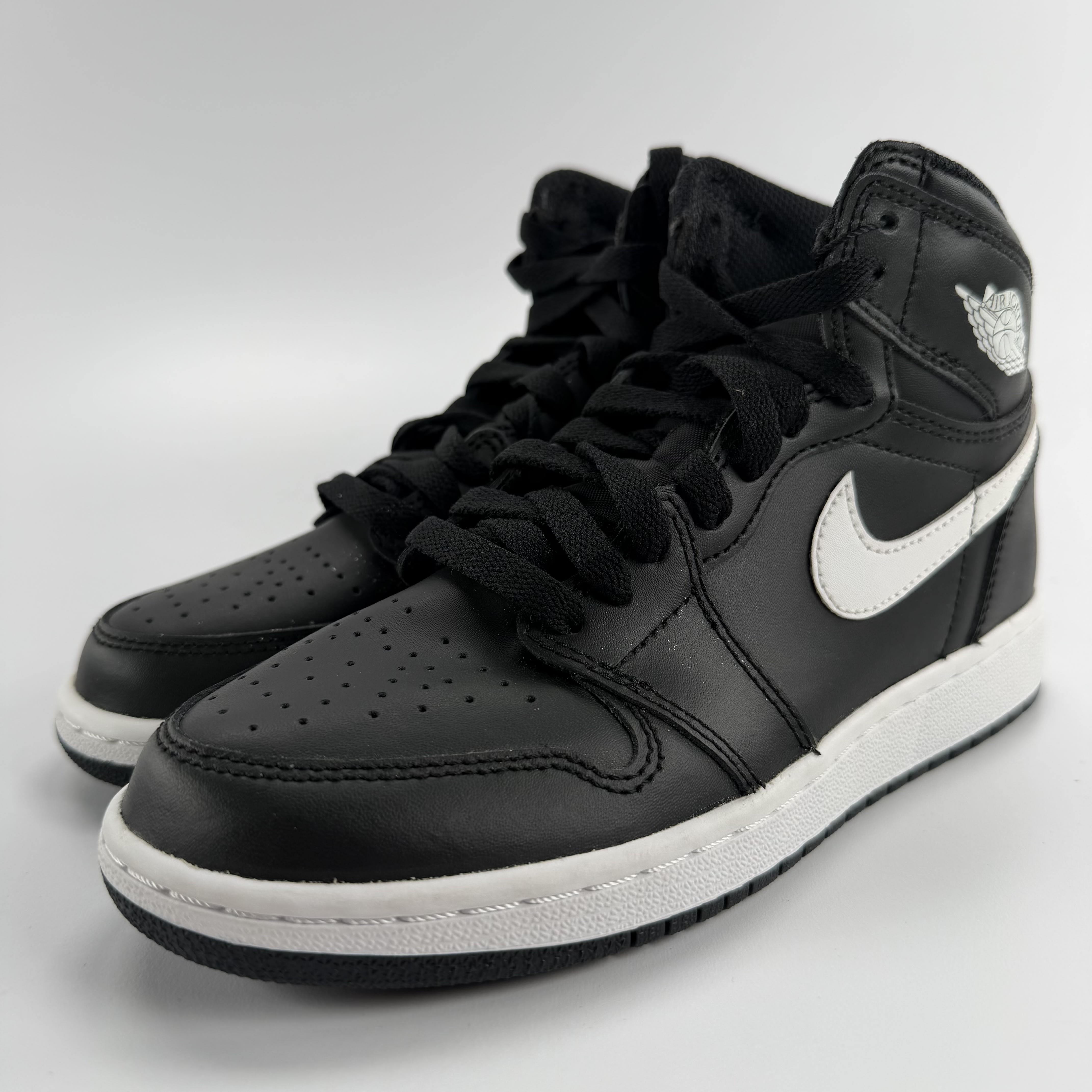 437162 Jordan 1 Retro Yin Yang Black (GS)