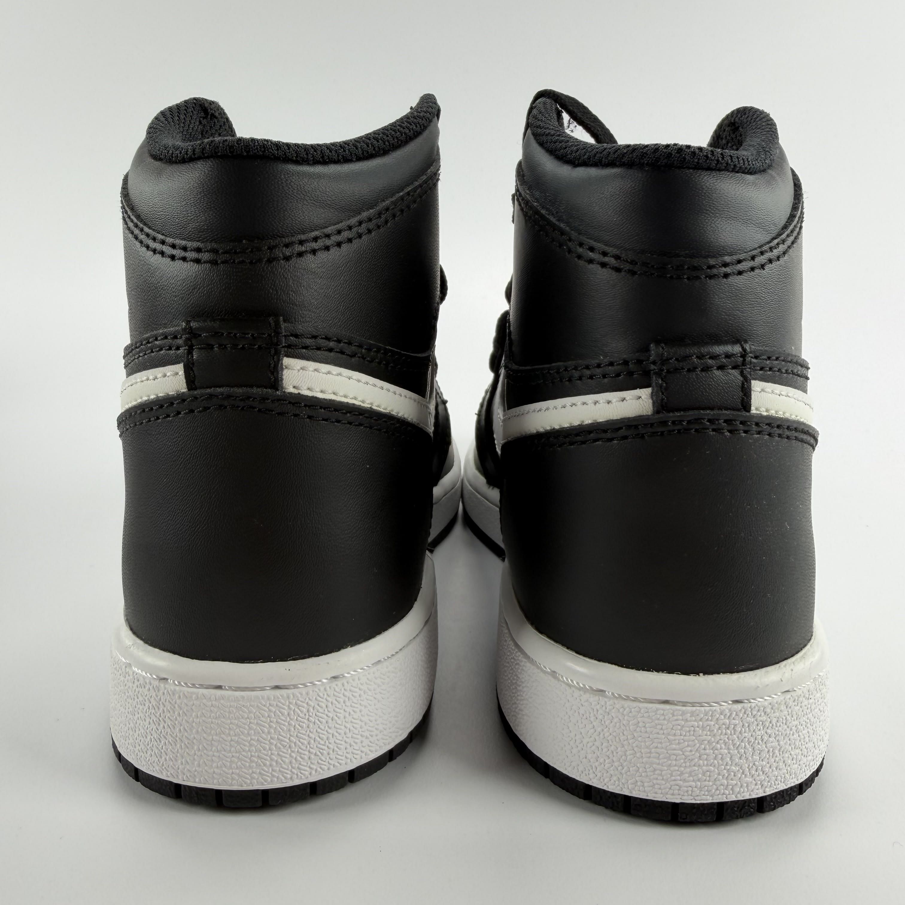 437162 Jordan 1 Retro Yin Yang Black (GS)