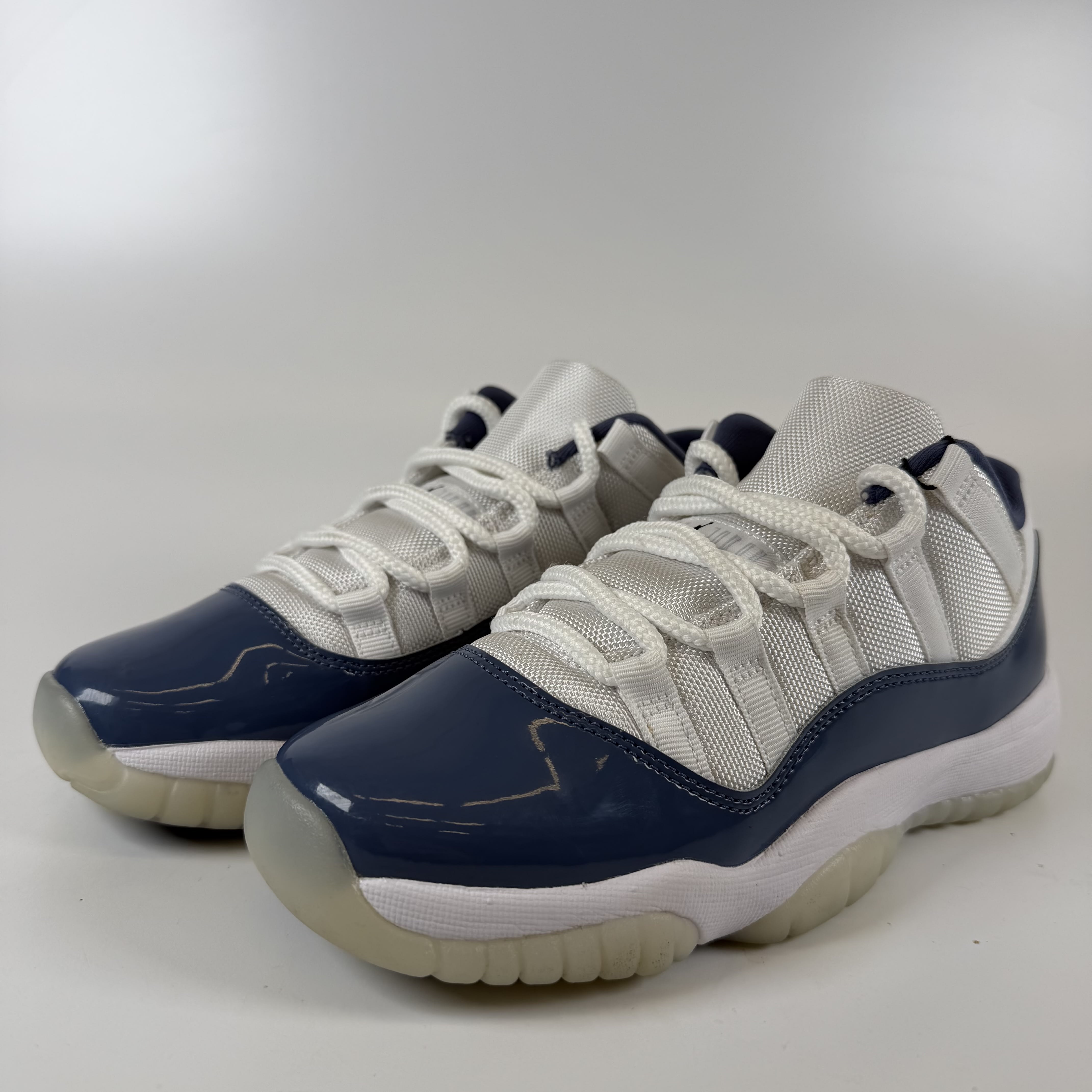 SP6968 Air Jordan 11 Retro Low Diffused Blue (GS)