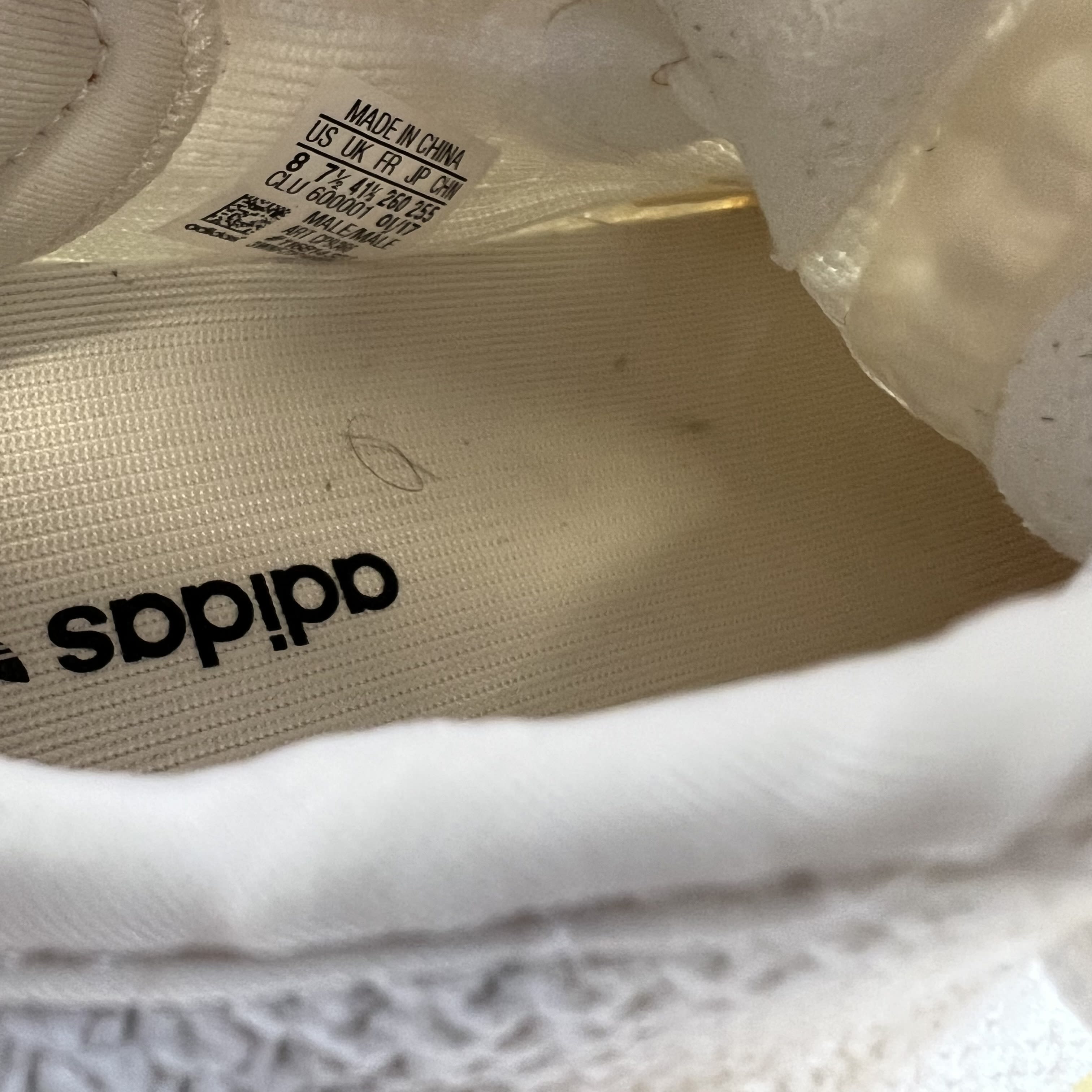 [631330] Yeezy Boost 350 V2 'Cream White / Triple White'