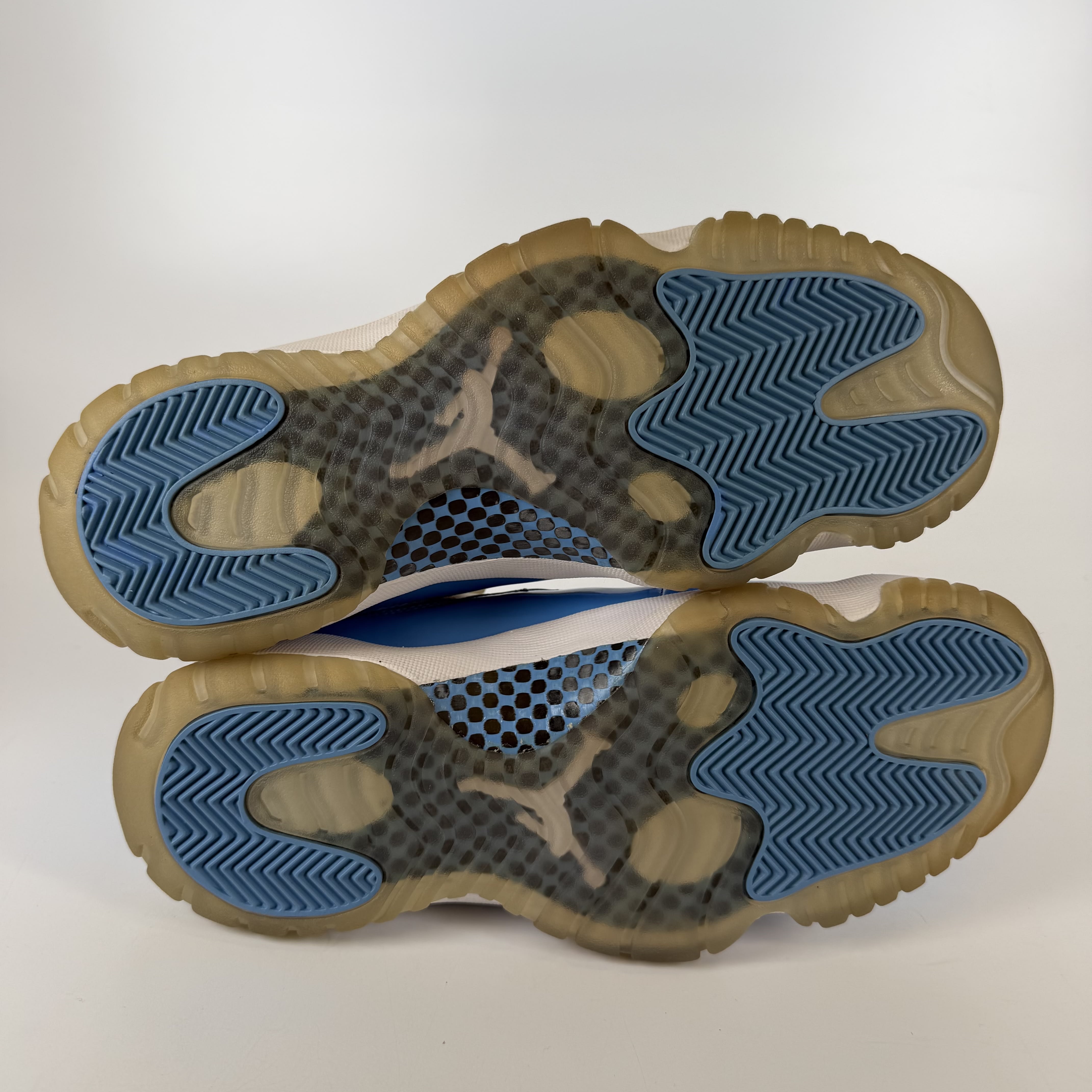SP2606 Air Jordan 11 Retro Low "UNC"