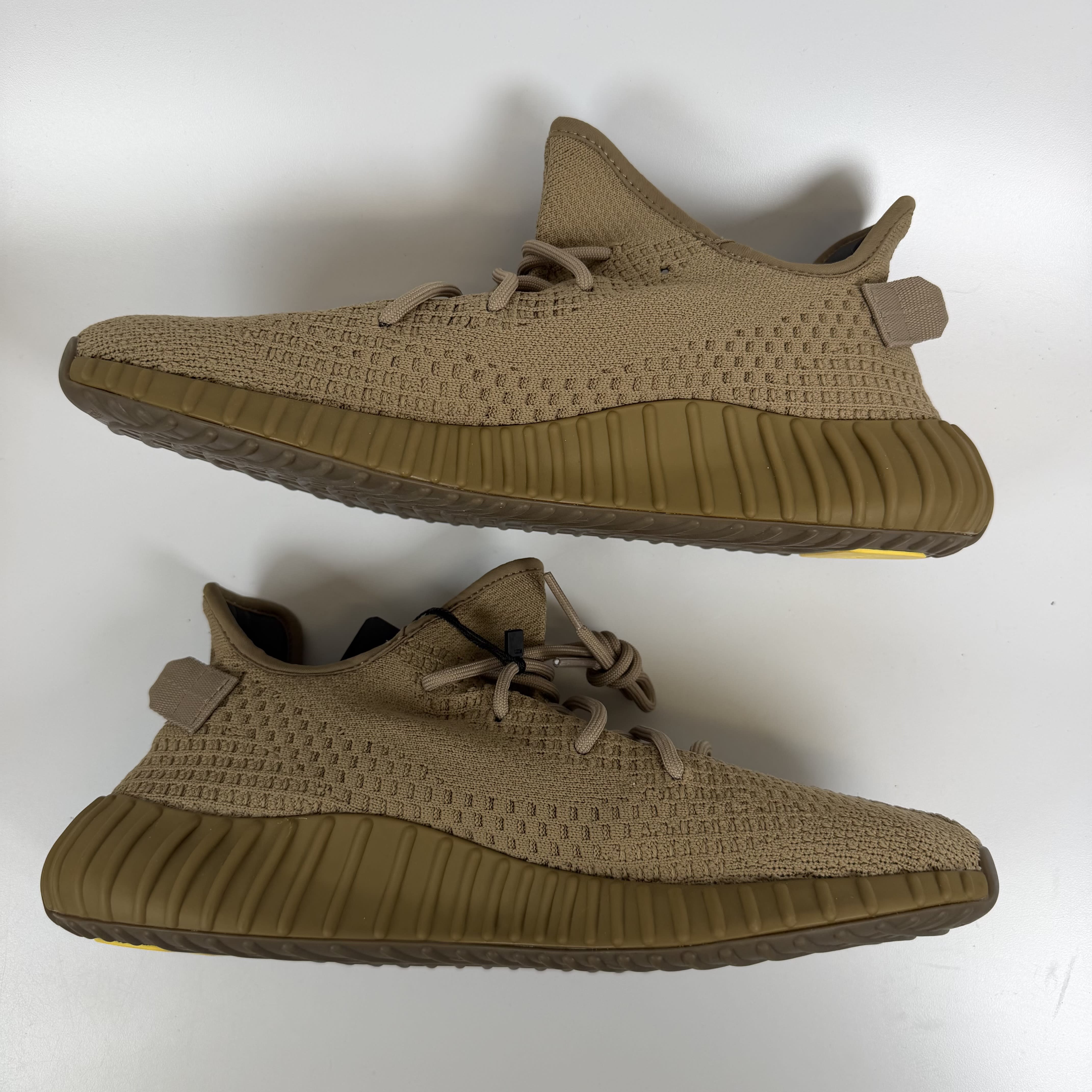 756781 adidas Yeezy Boost 350 V2 Earth