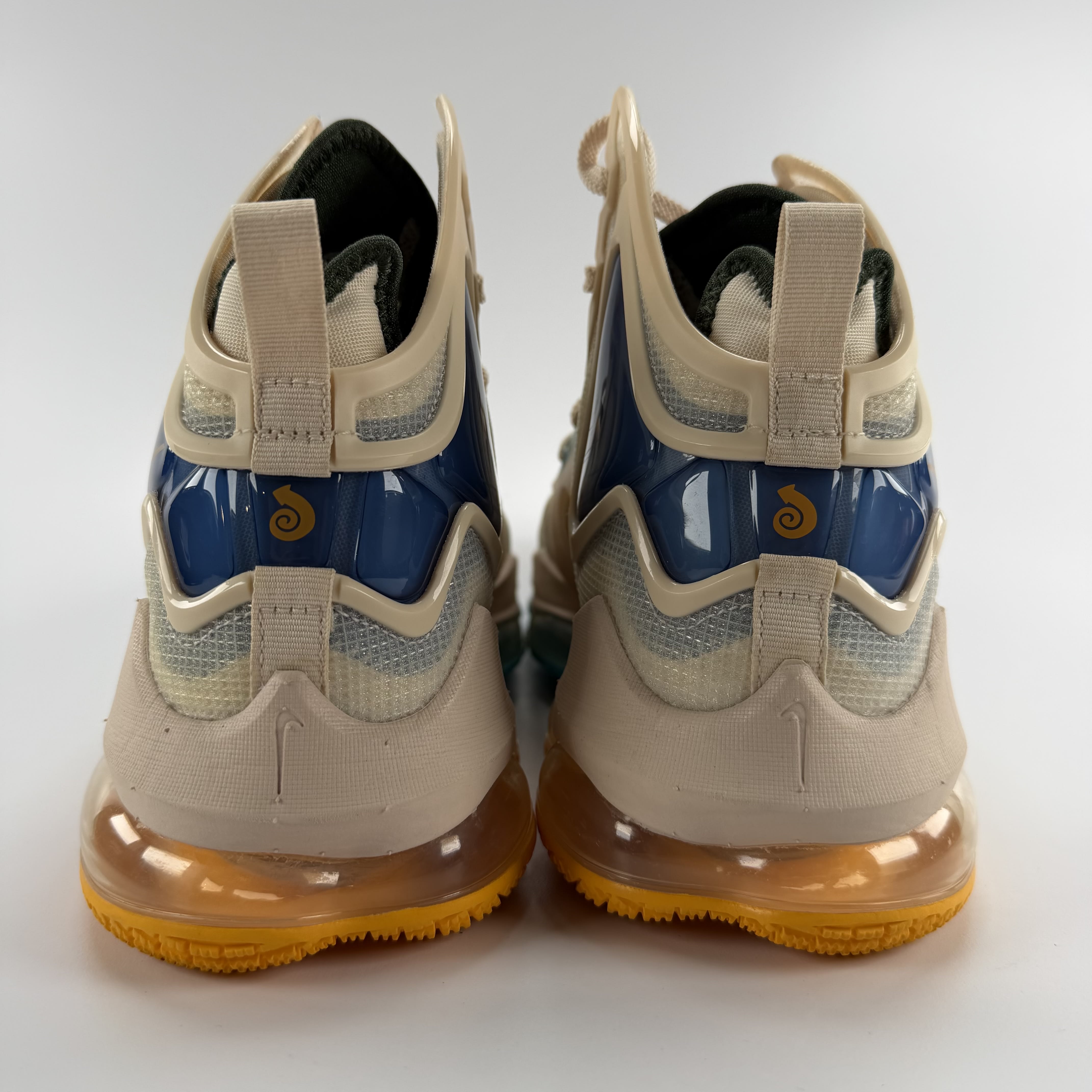 469395 Nike LeBron 19 Minneapolis Lakers
