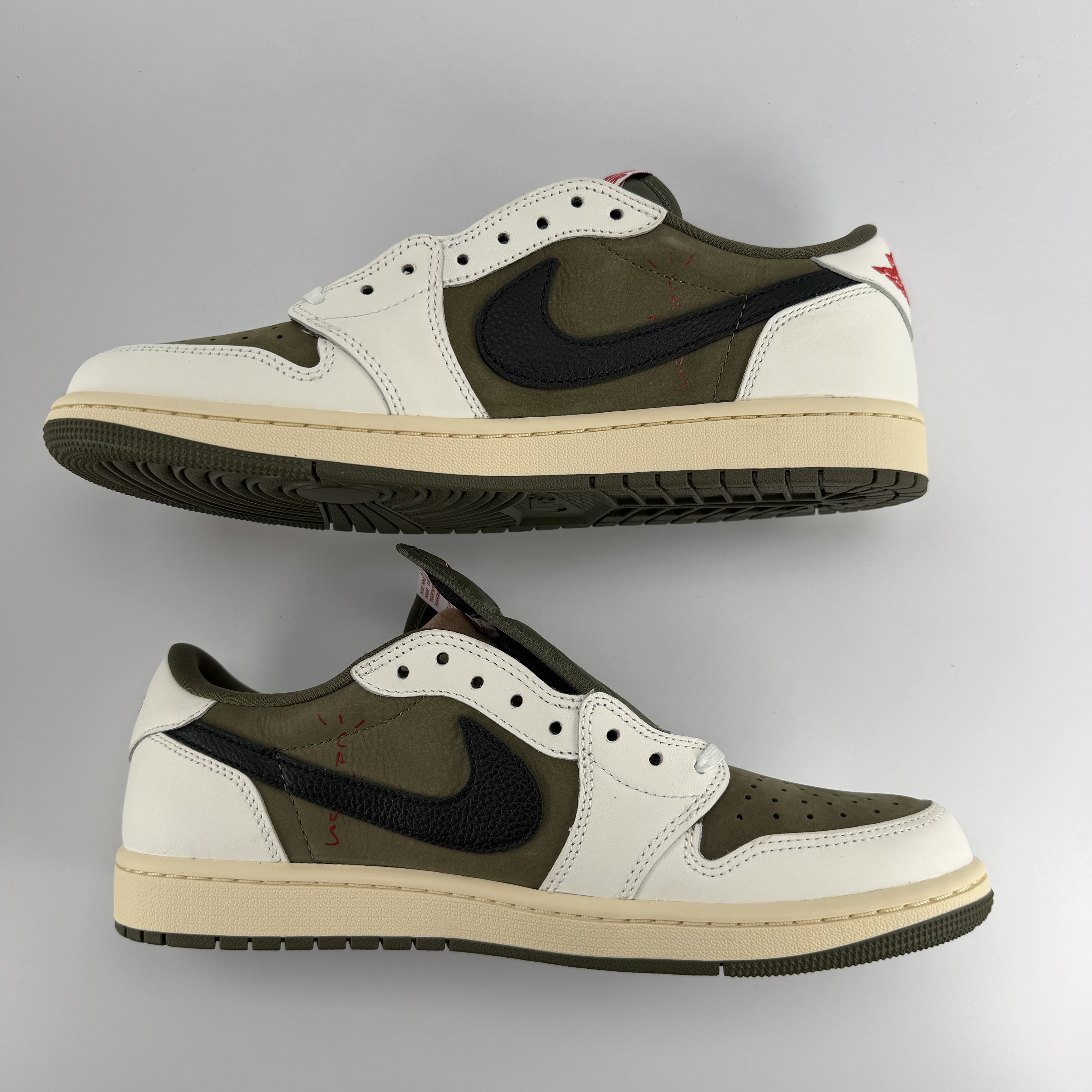 256216 Travis Scott x Air Jordan 1 Retro Low OG SP 'Reverse Olive / Medium Olive'