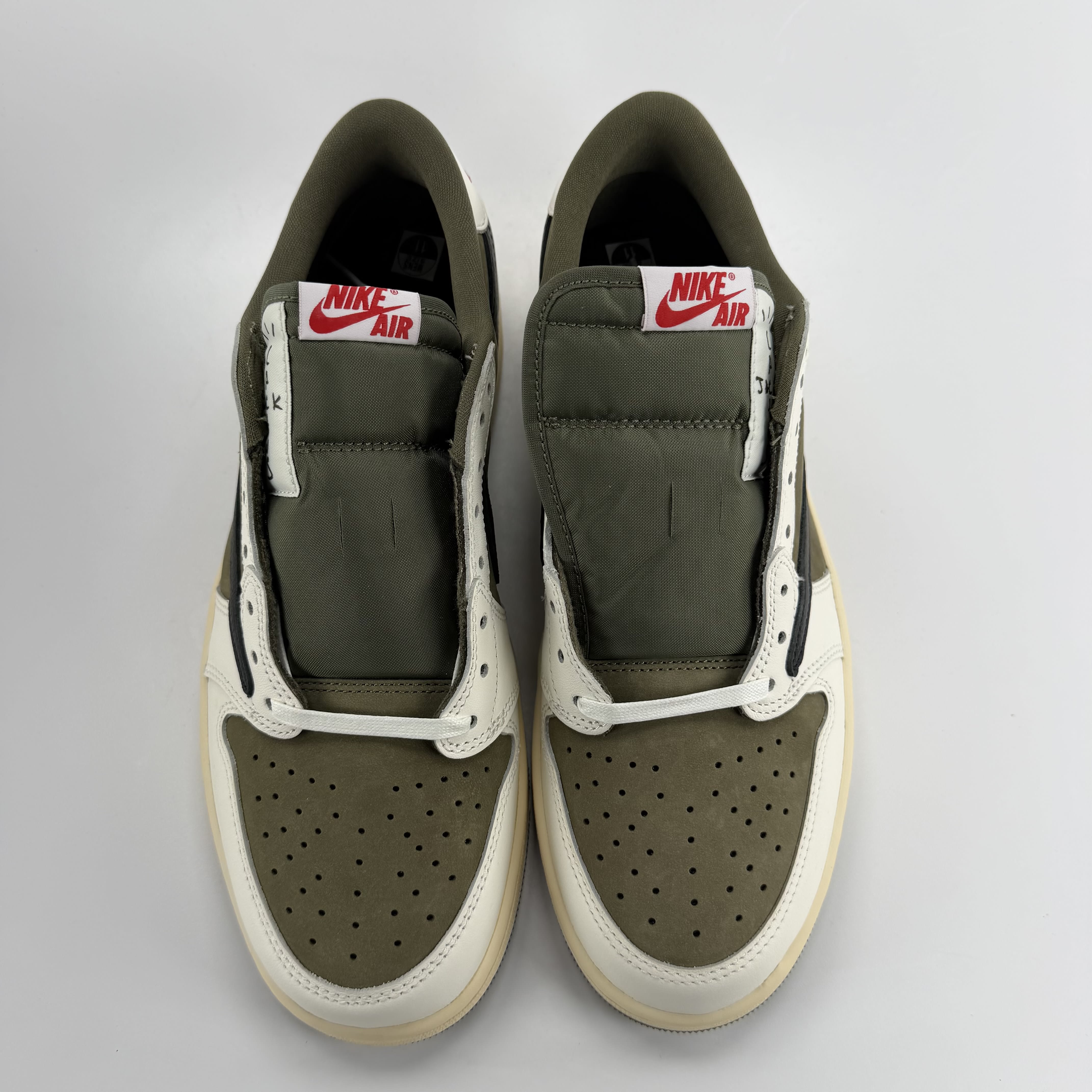 256216 Travis Scott x Air Jordan 1 Retro Low OG SP 'Reverse Olive / Medium Olive'
