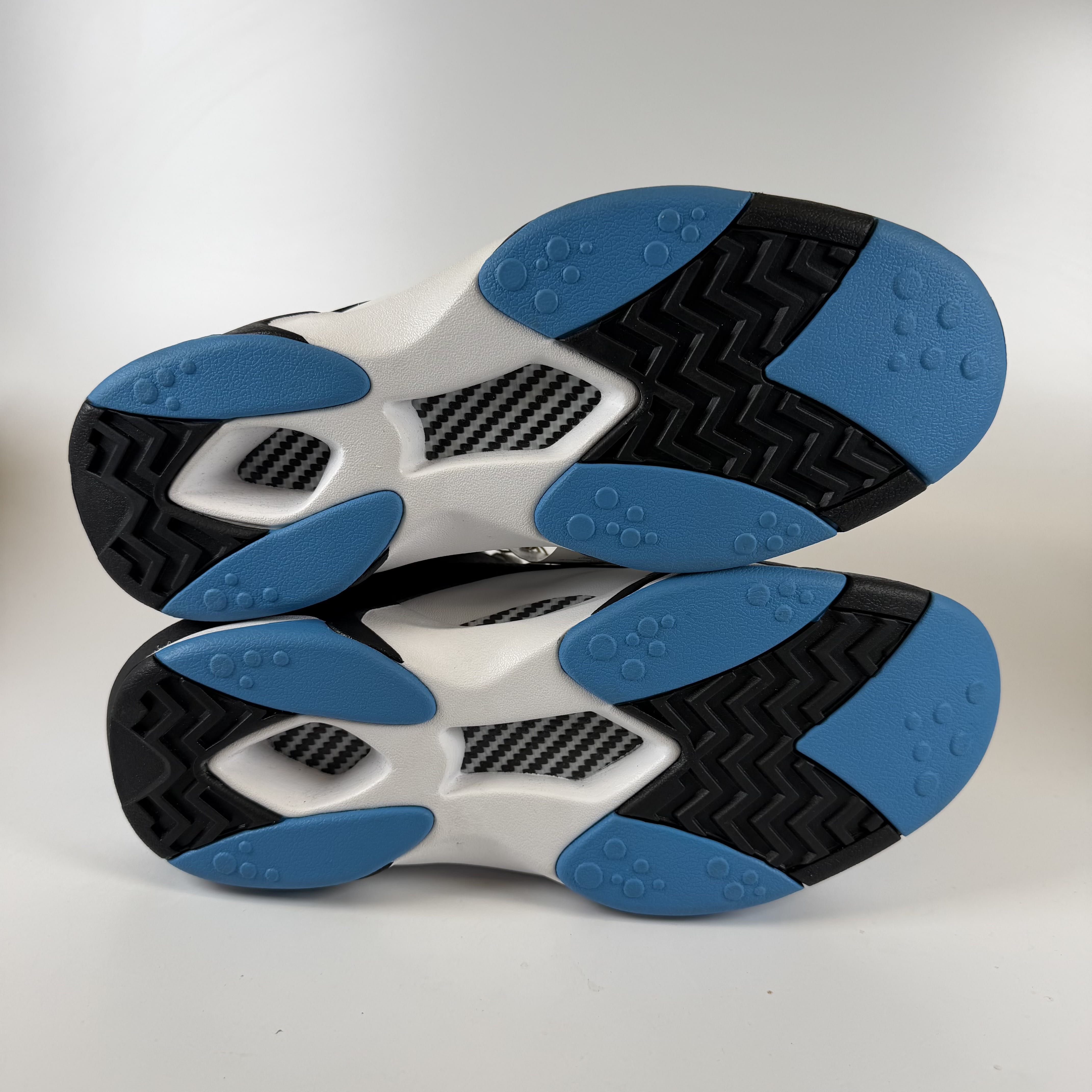 SP6775 Reebok Shaq Attaq Orlando (2022)