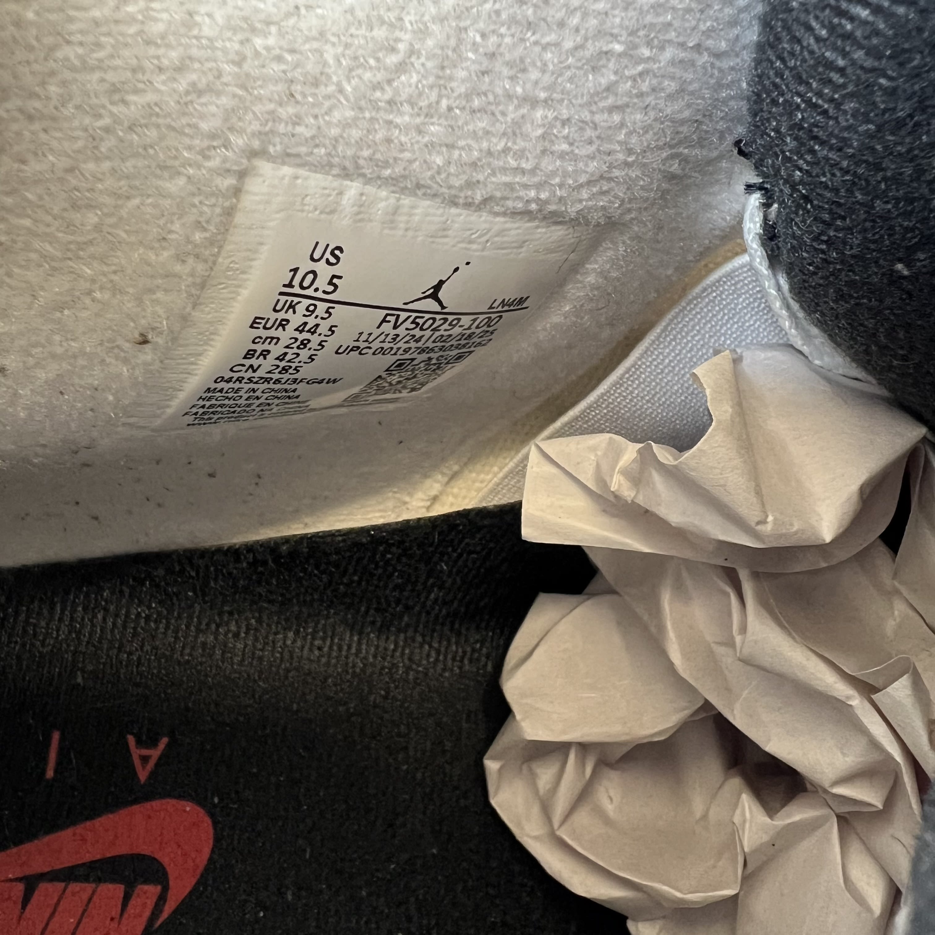 [SP9276] Jordan 4 Retro White Cement (2025)