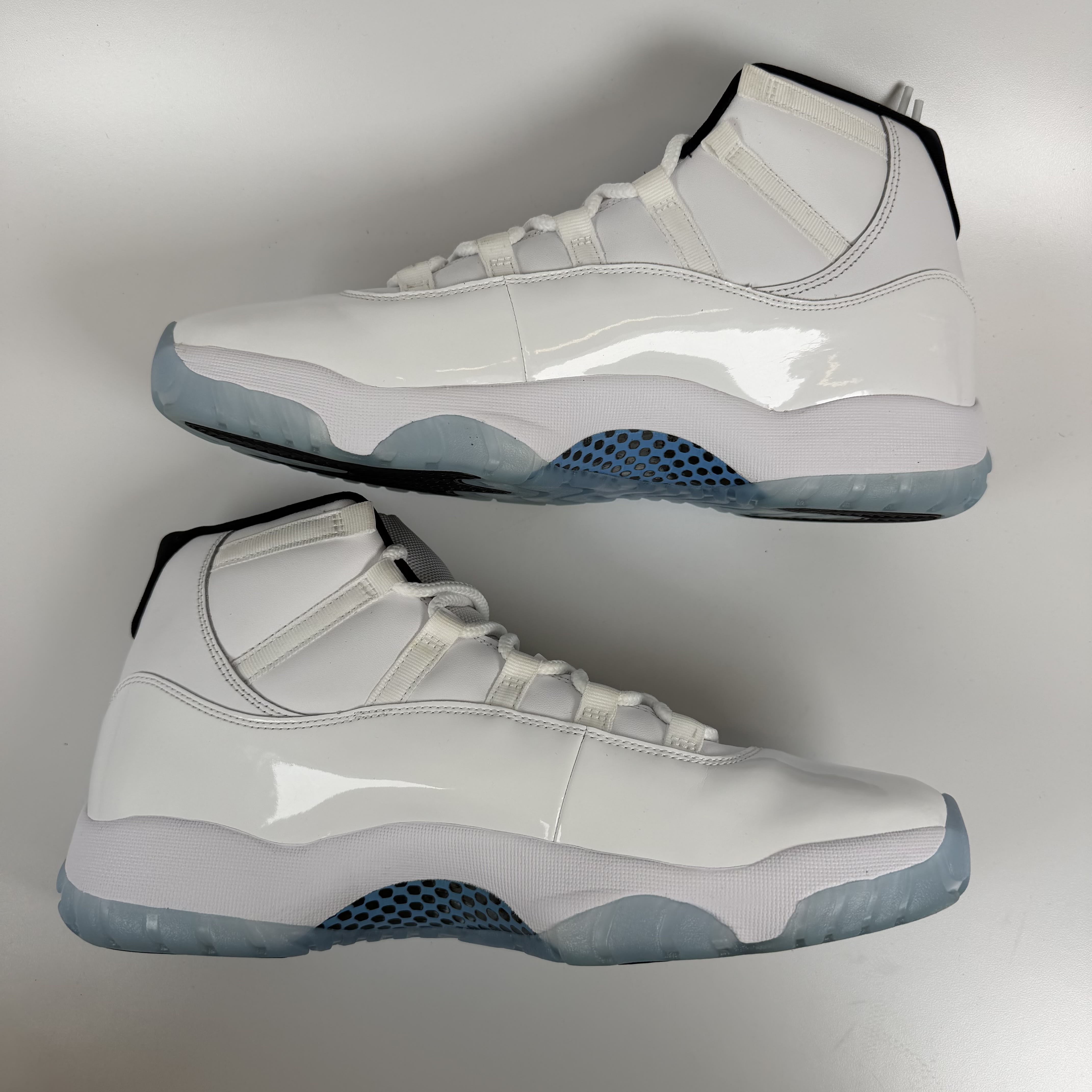 [512142] Jordan 11 Retro Legend Blue (2024)