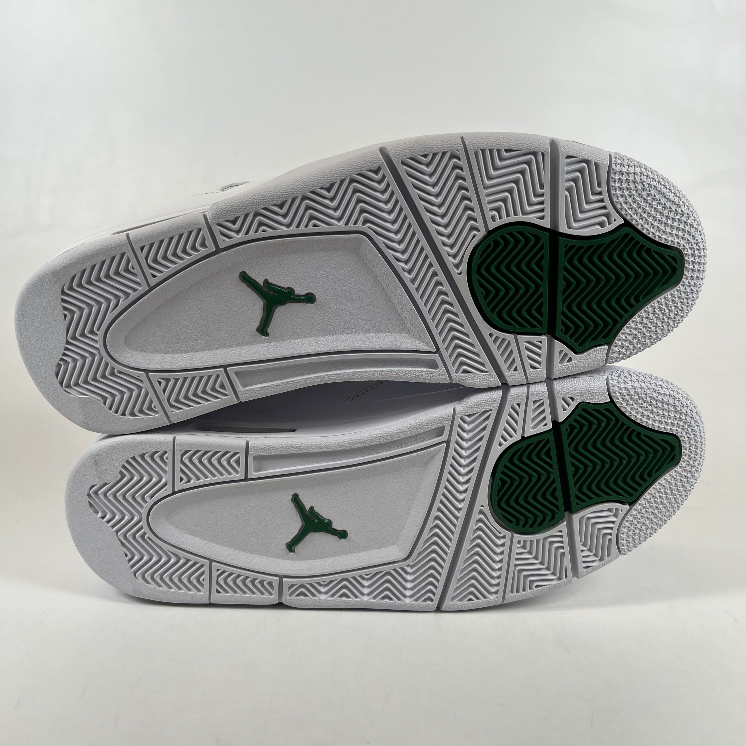 SP11556 Jordan 4 Retro Metallic Green