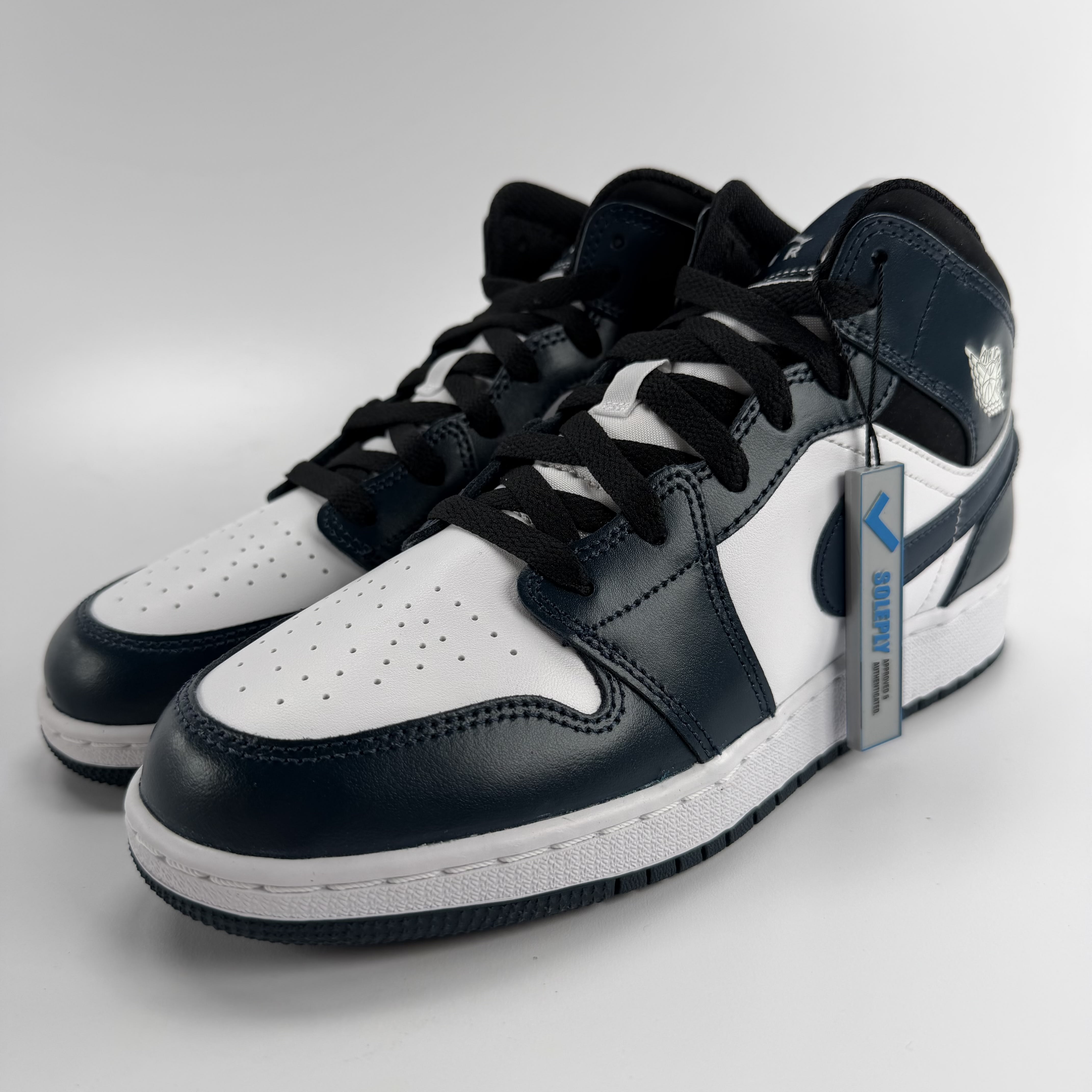 281139 Jordan 1 Mid Armory Navy (GS)