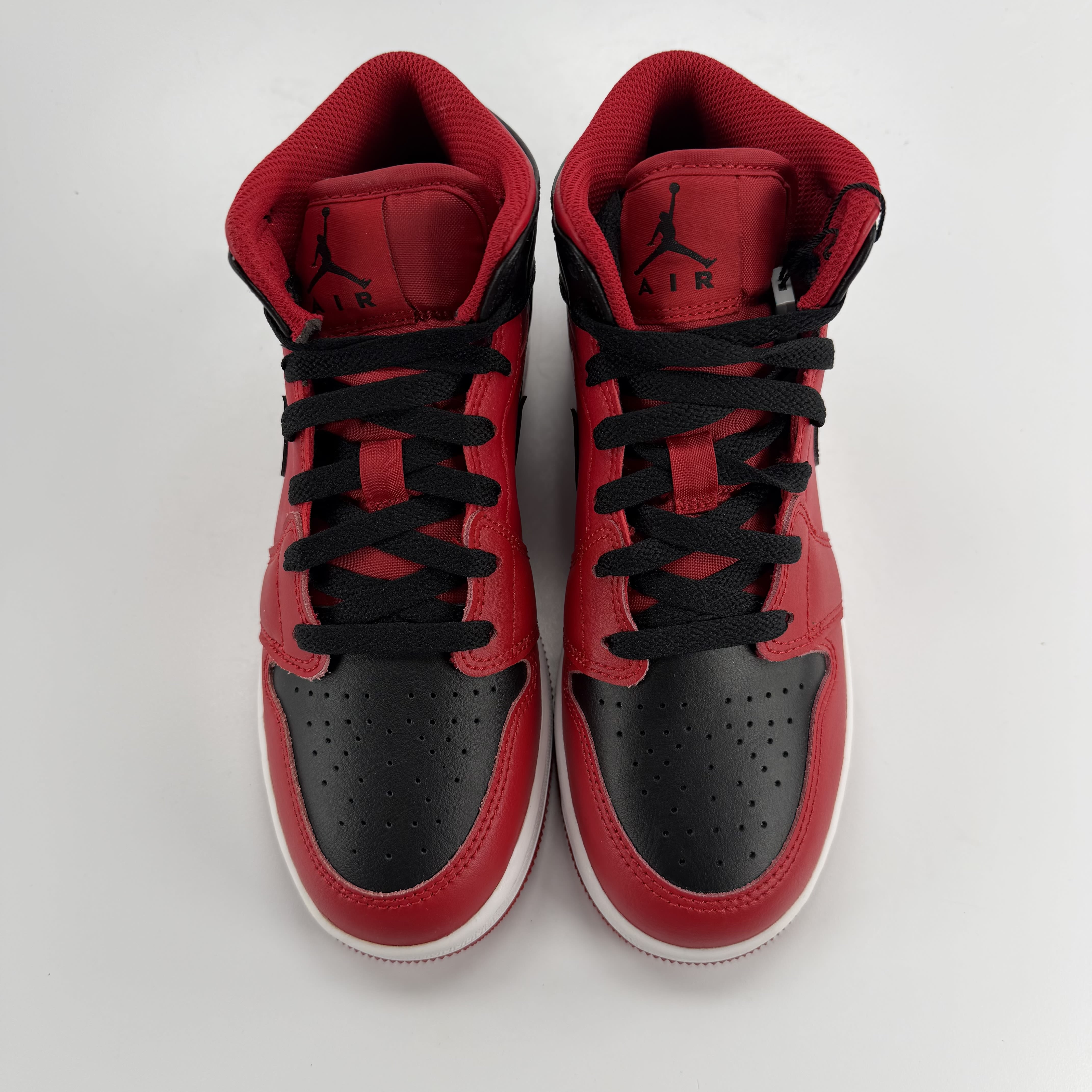 587541 Air Jordan 1 Mid GS 'Reverse Bred'