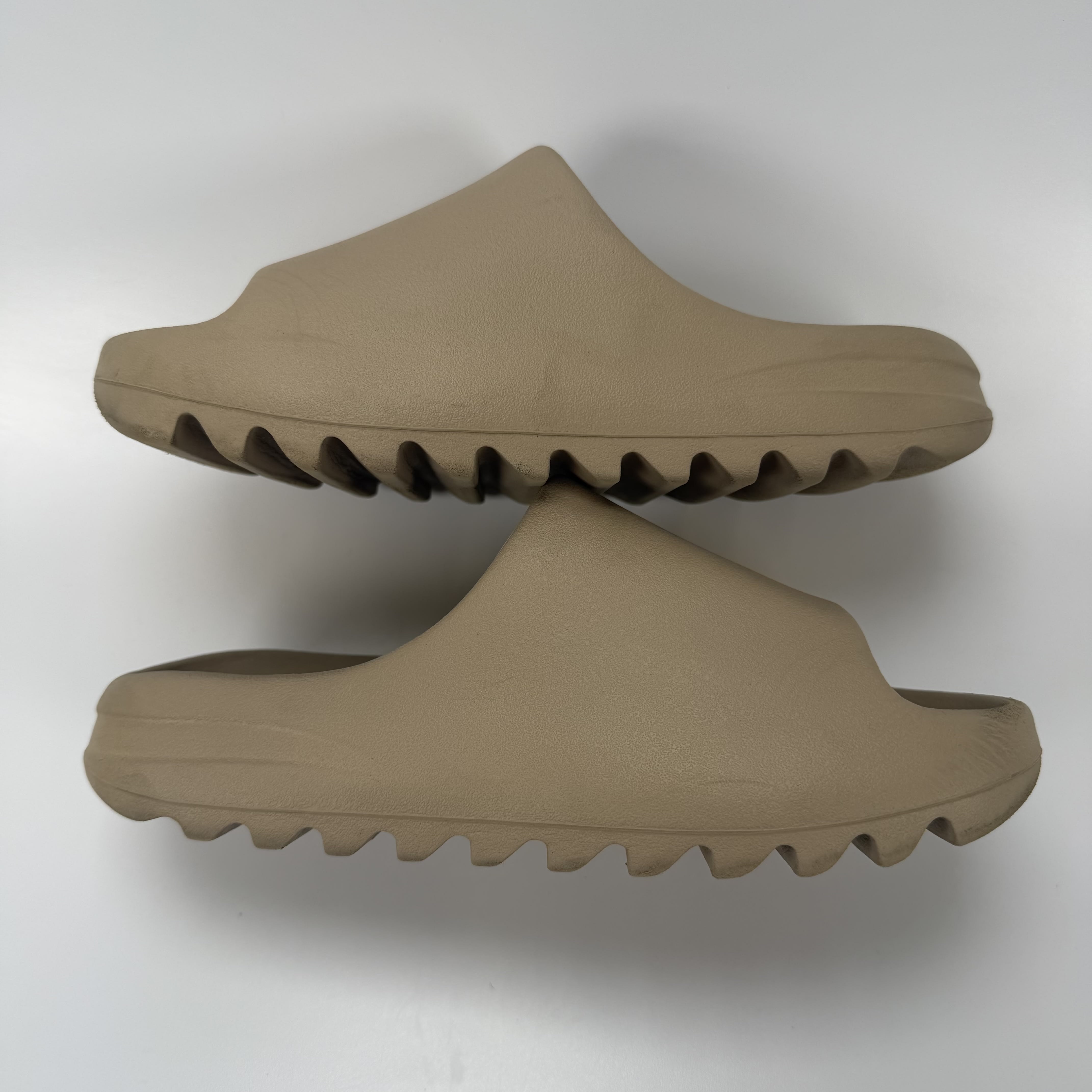 790257 adidas Yeezy Slide Pure (First Release)