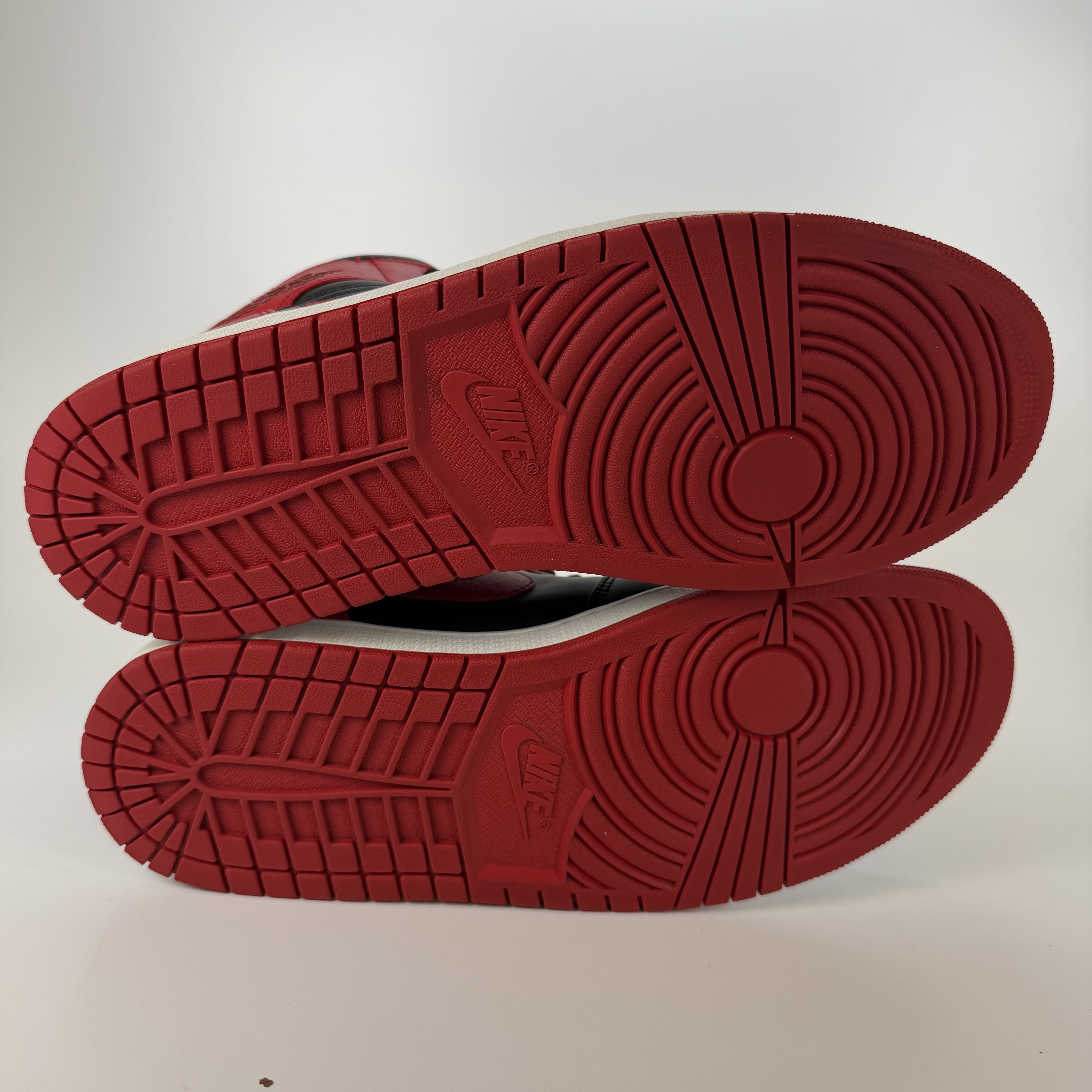 SP3349 Jordan 1 Mid Banned (2020)