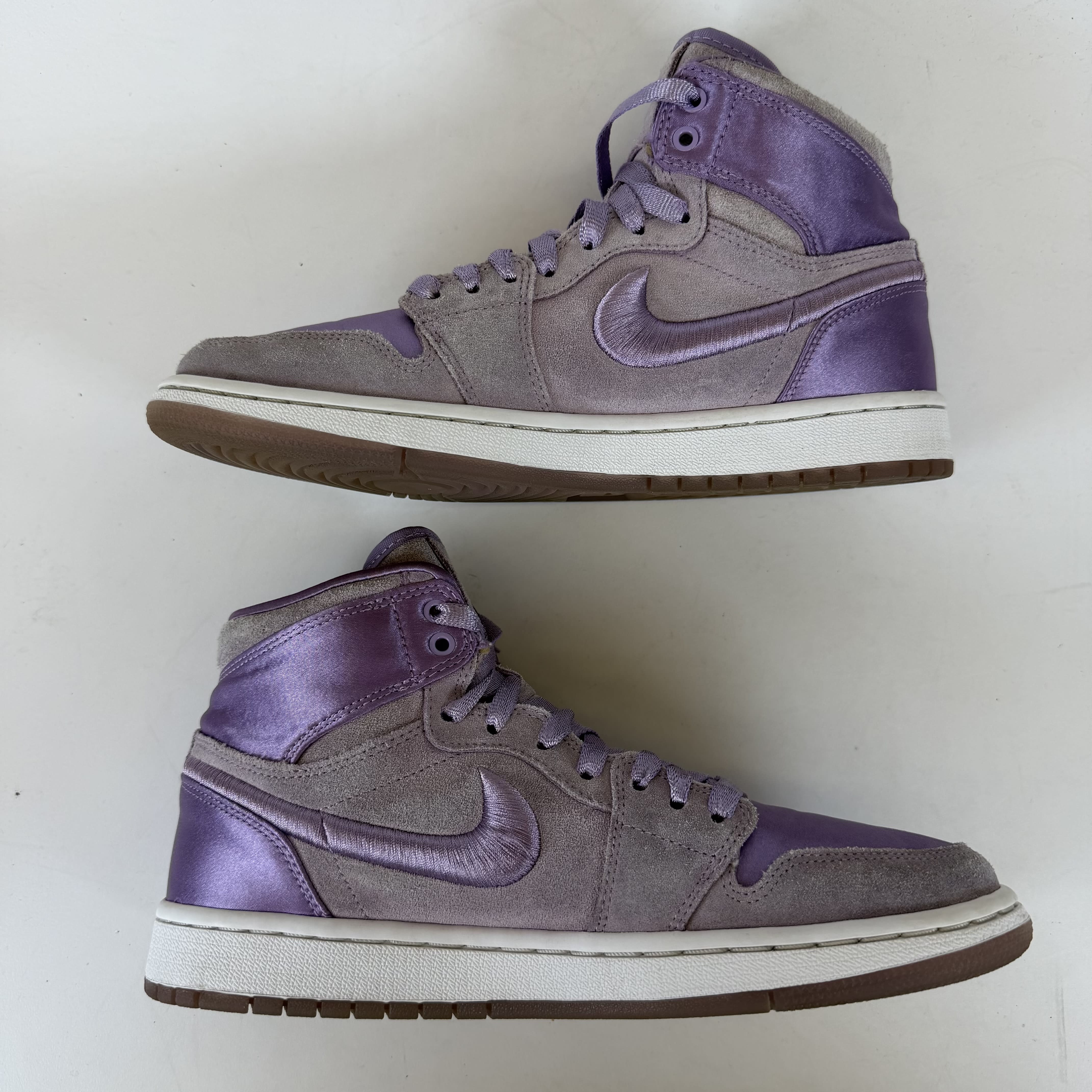 SP6360 Jordan 1 Retro High Season of Her Orchid Mist (Women's)
