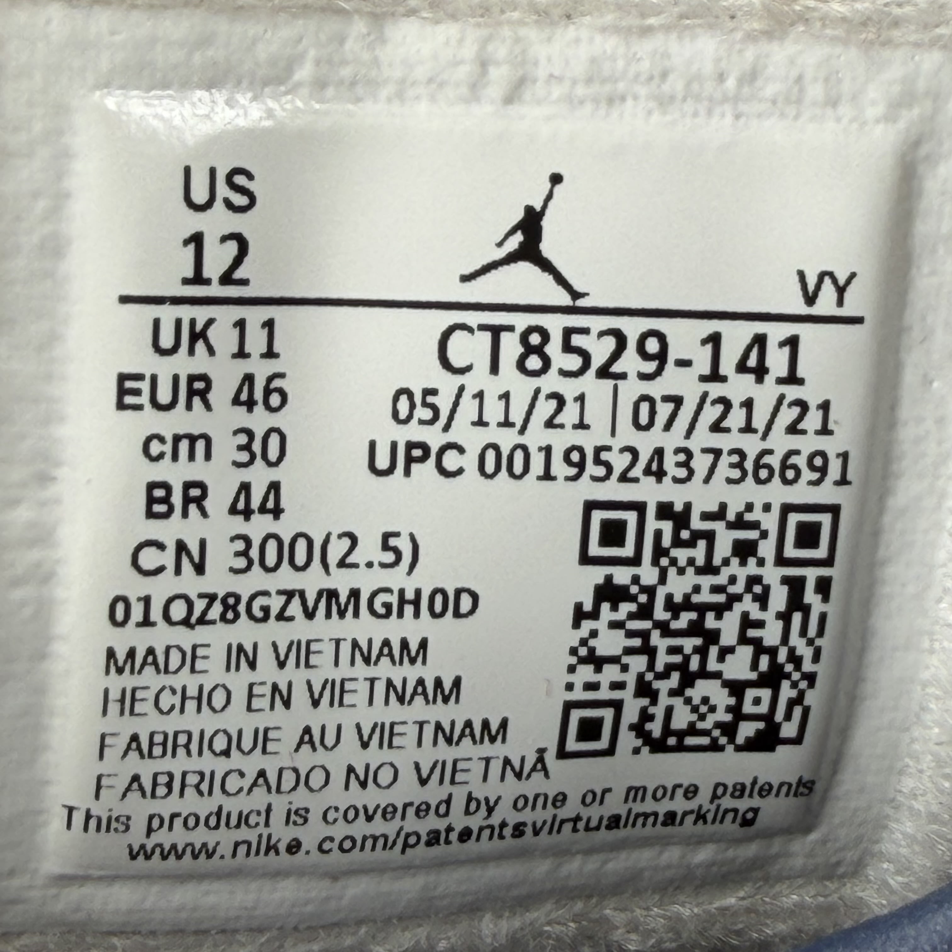 512178 Jordan 6 Retro Midnight Navy (2022)