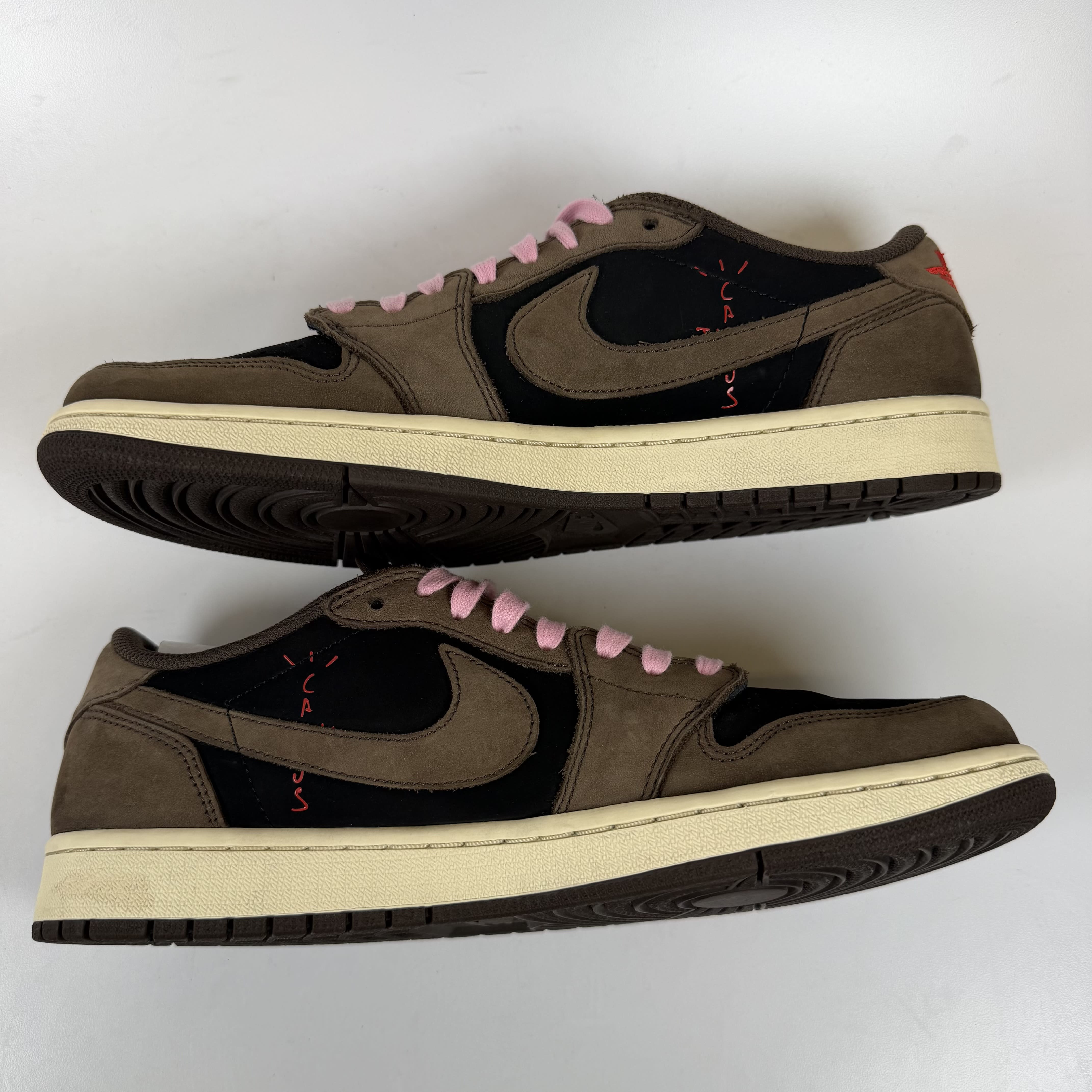 SP13343 Jordan 1 Retro Low OG SP Travis Scott Mocha