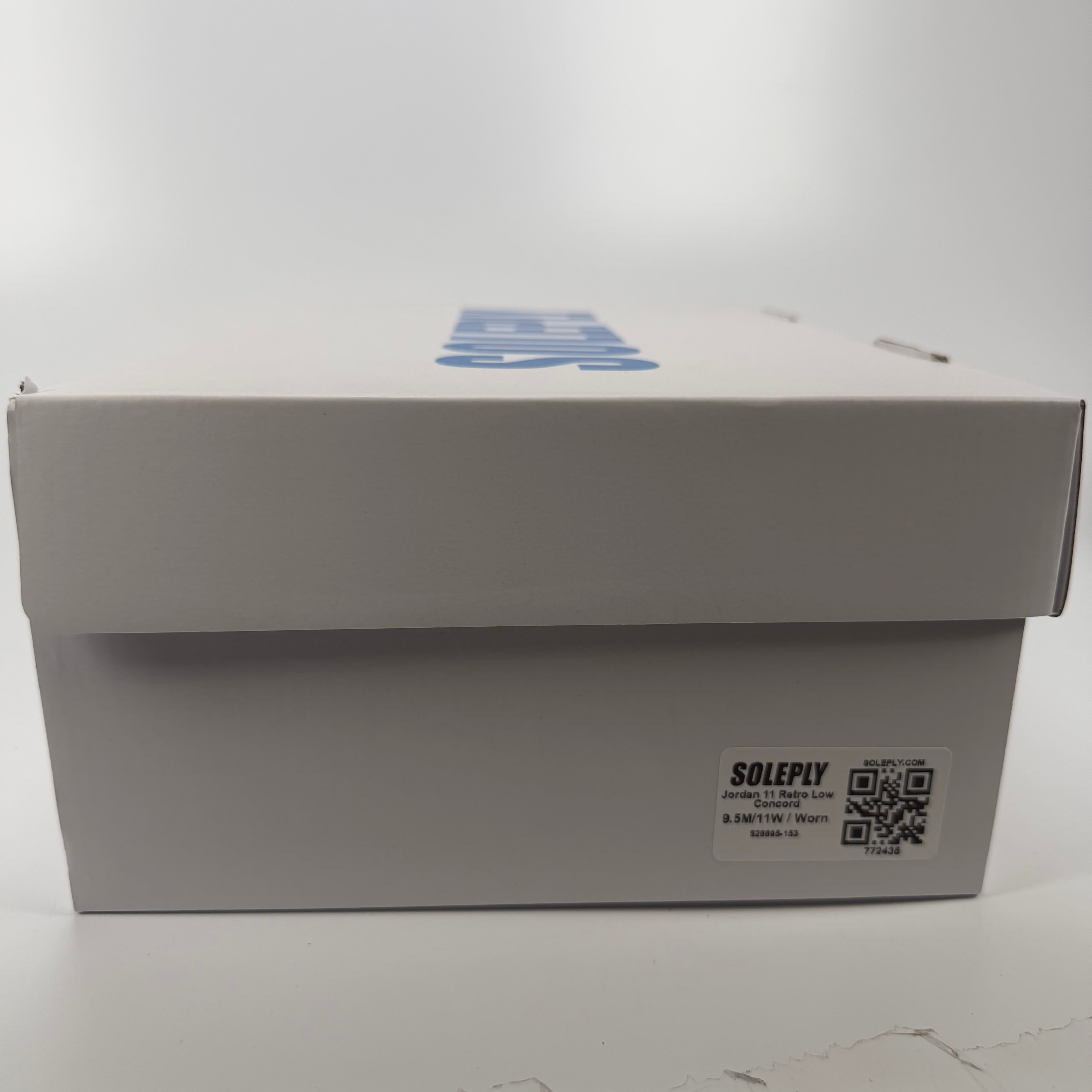 772435 Jordan 11 Retro Low Concord