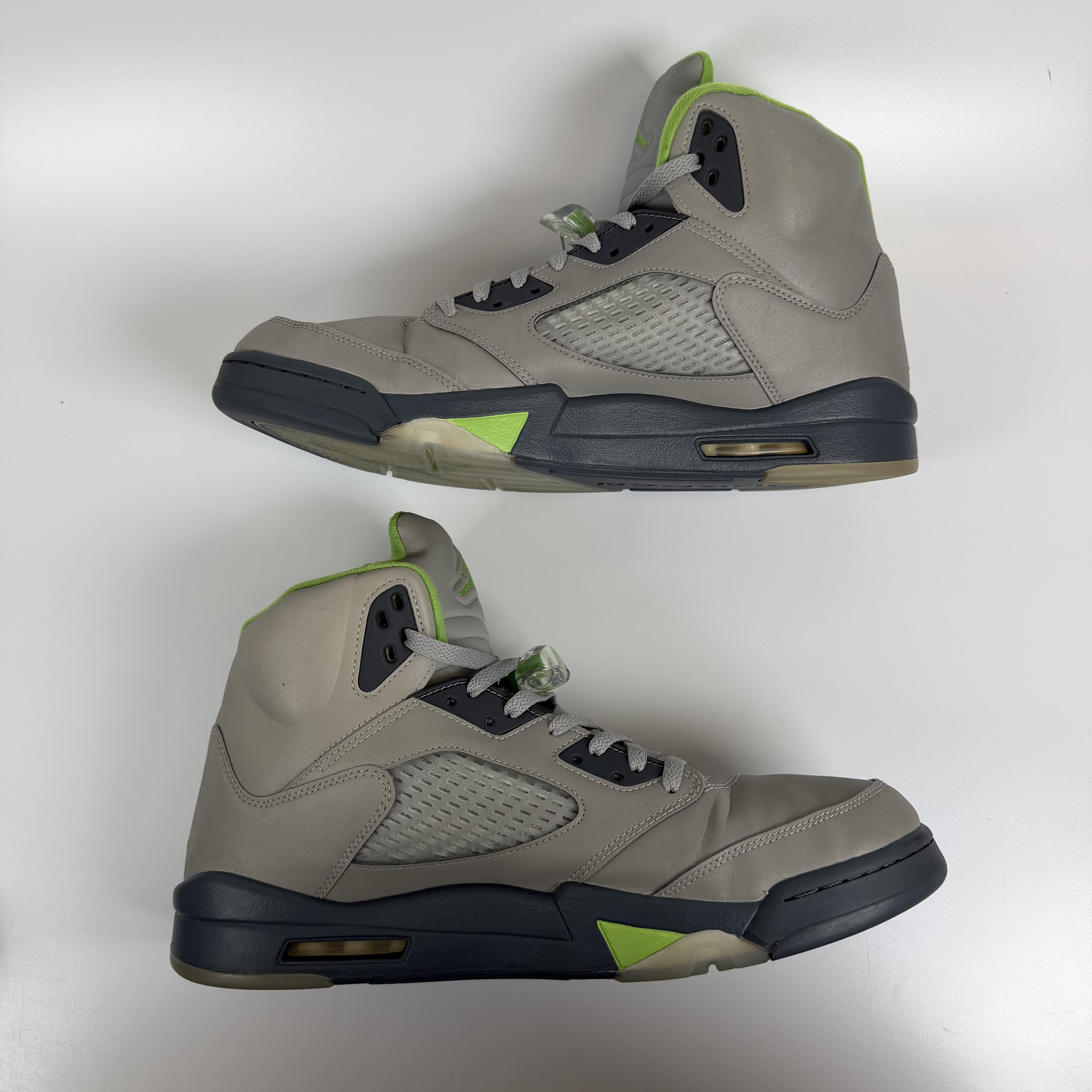 [SP7362] Jordan 5 Retro Green Bean (2022)
