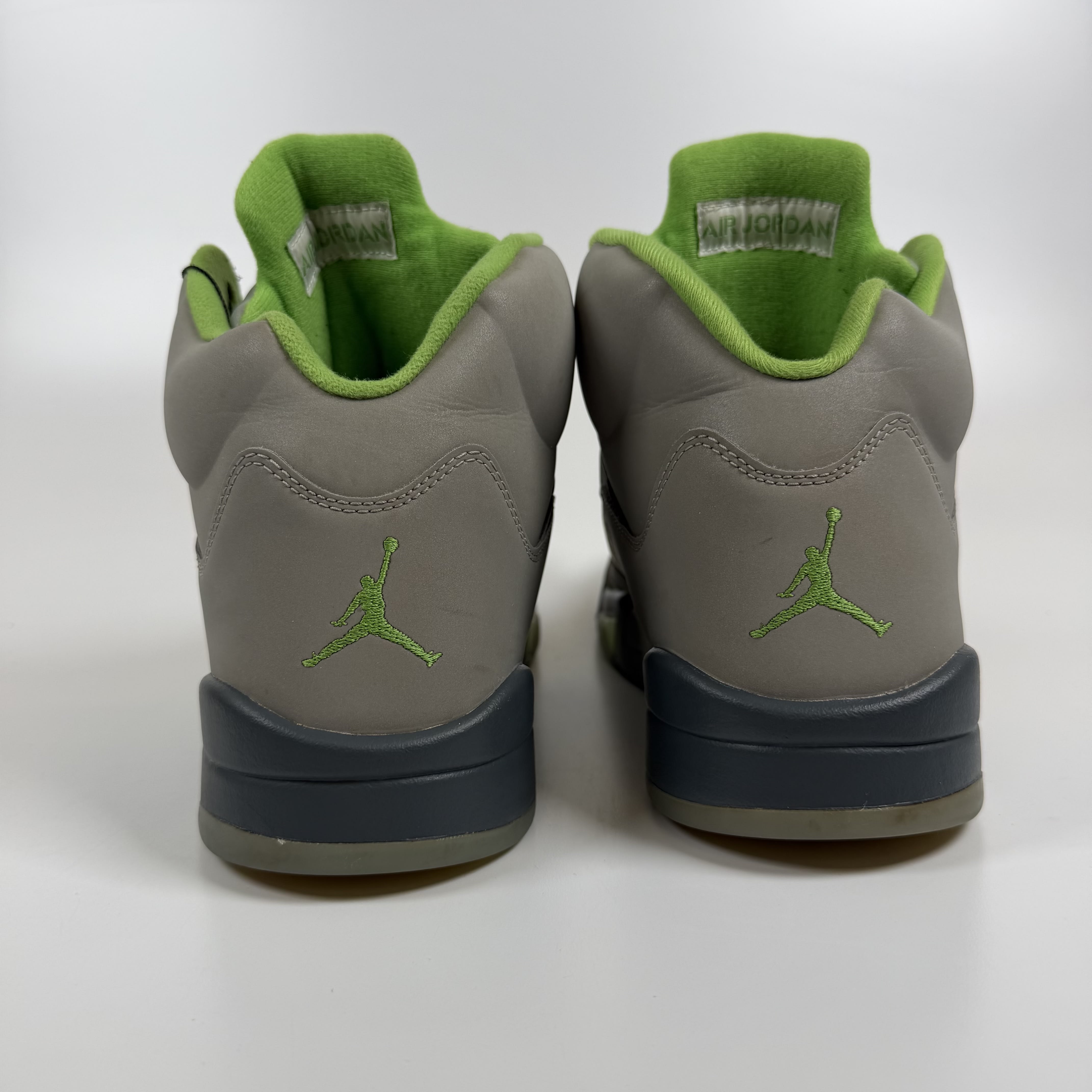 SP7362 Jordan 5 Retro Green Bean (2022)