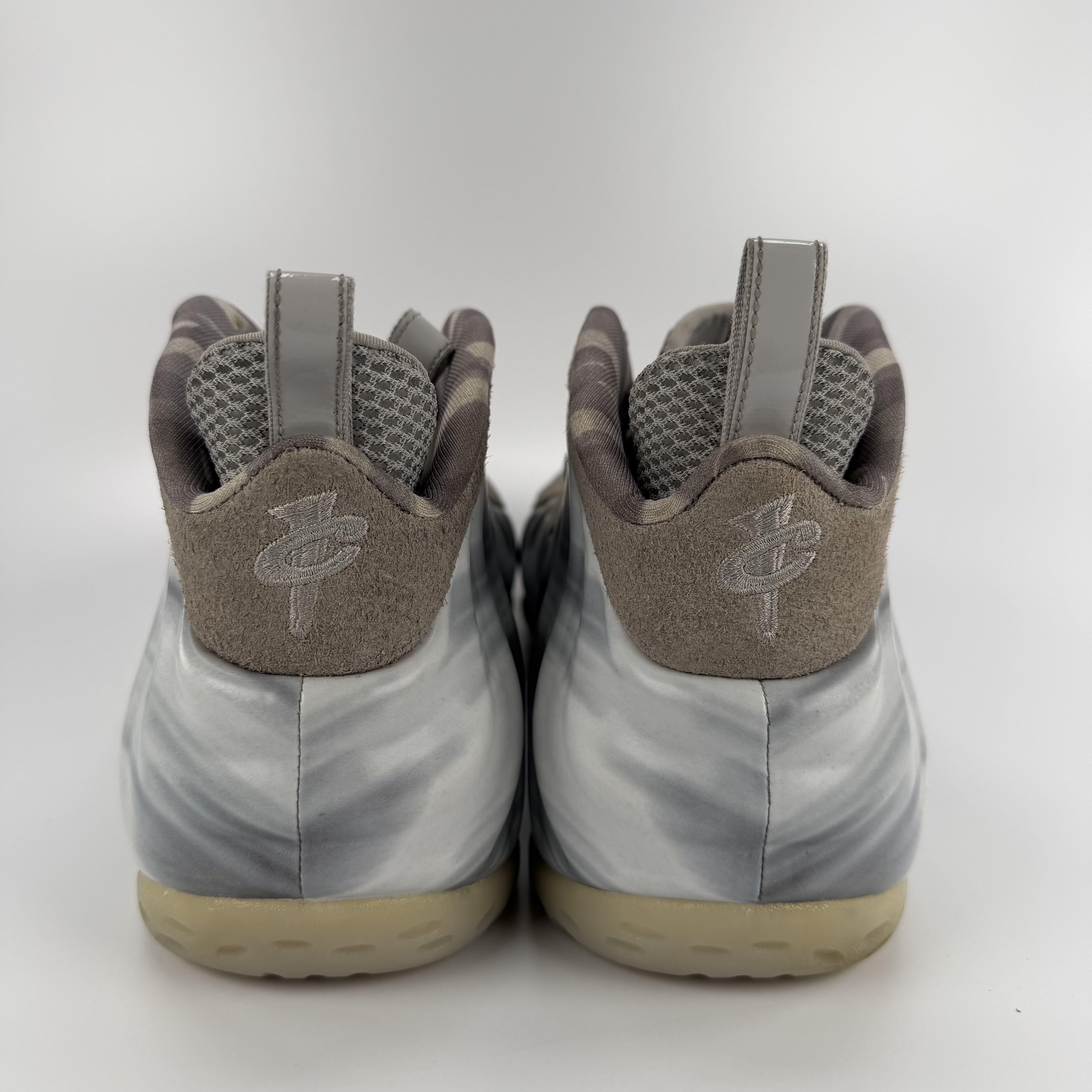 512453 Nike Air Foamposite One Dream A World Grey