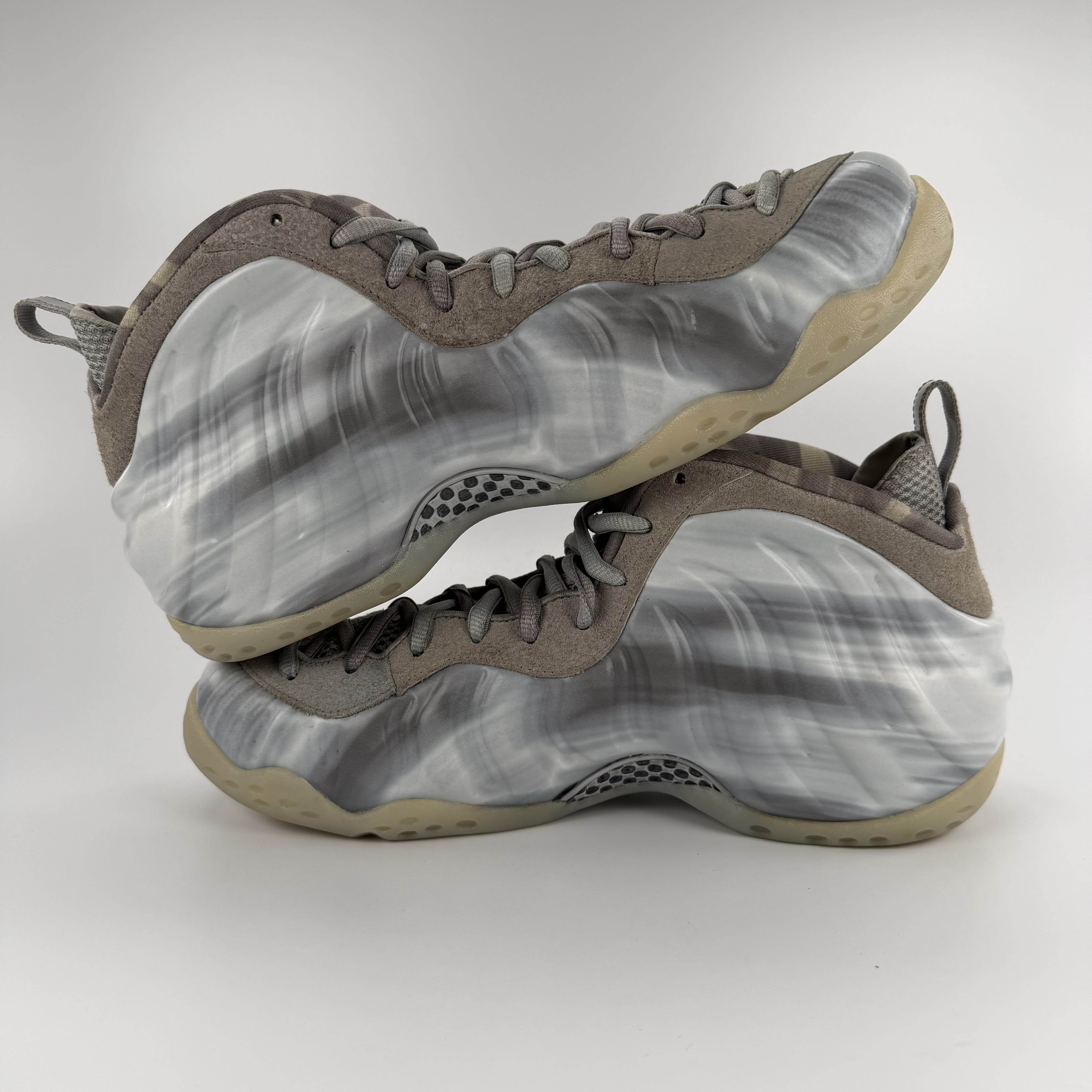 512453 Nike Air Foamposite One Dream A World Grey