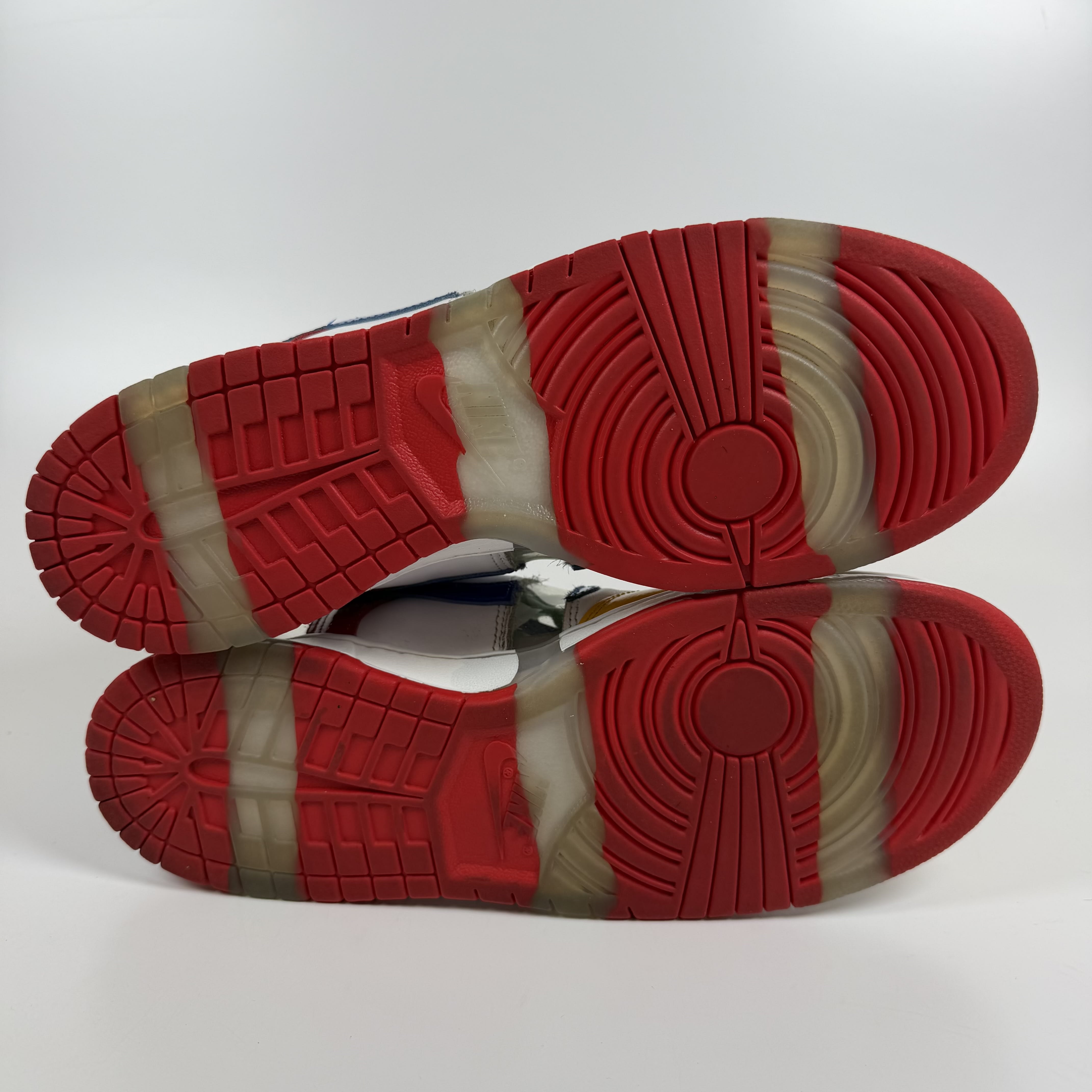 SP7116 Nike SB Dunk Low Sandy Bodecker