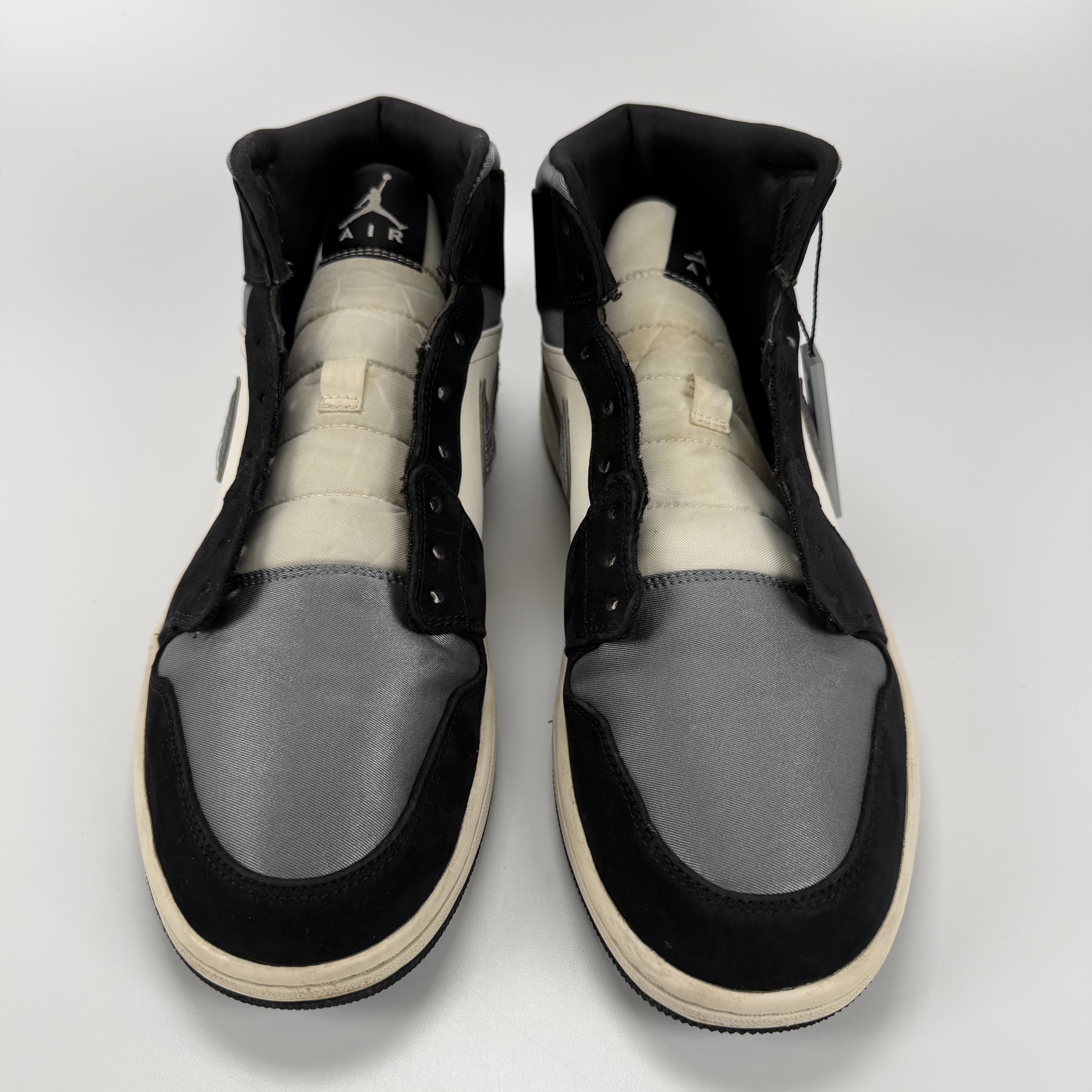 824749 Jordan 1 Mid Satin Grey Toe