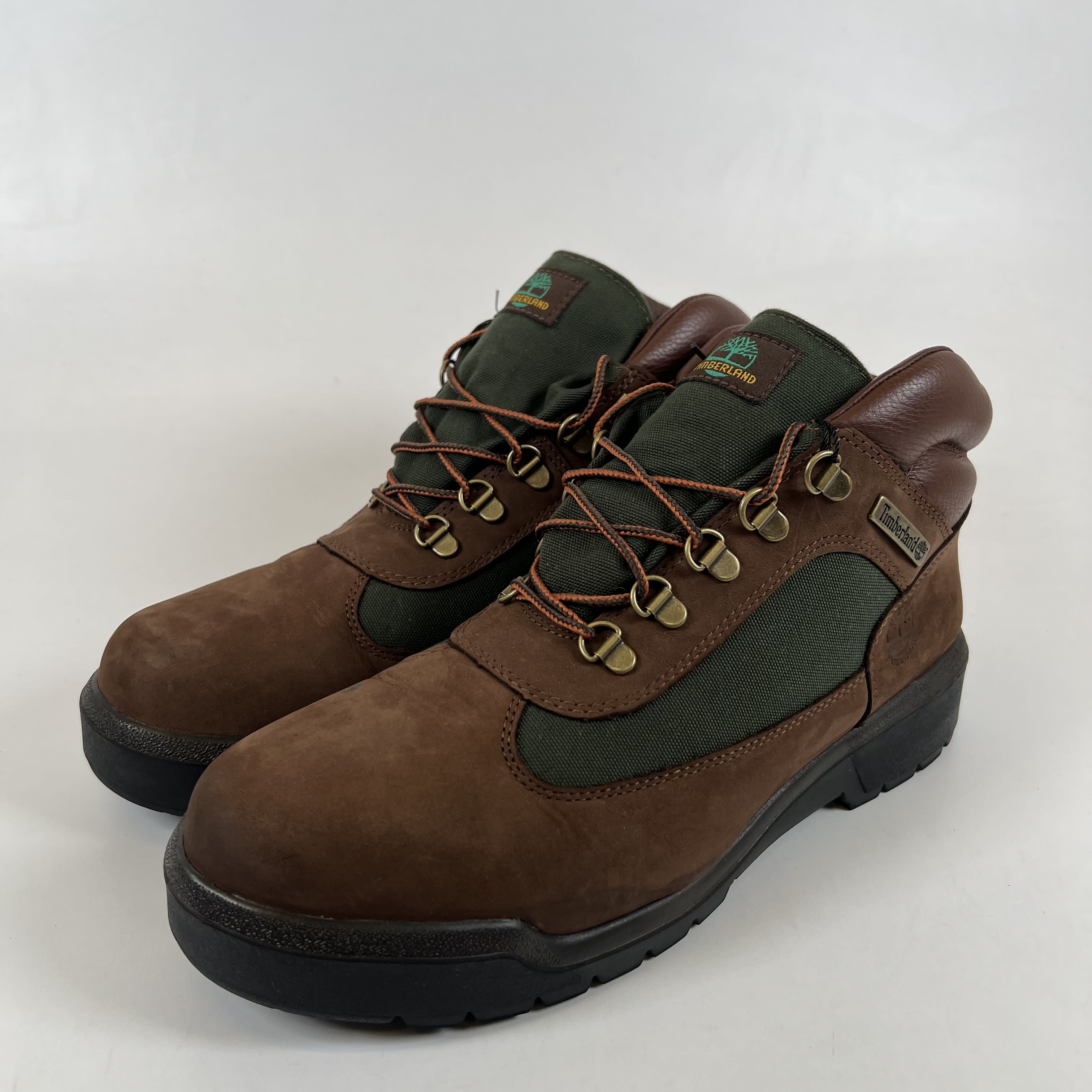 SP11224 Timberland Field Boot Mid Lace Up Waterproof Chocolate