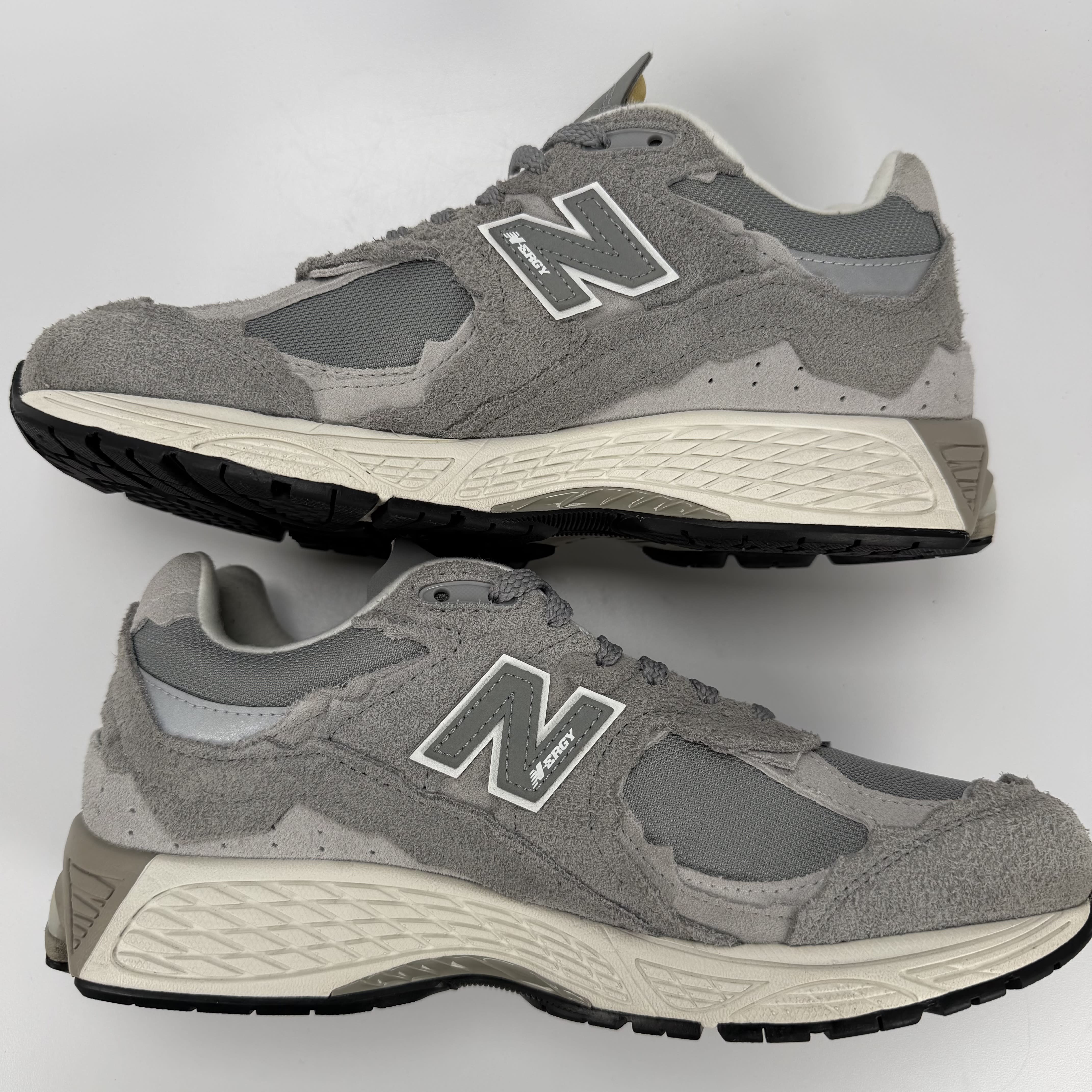SP631 New Balance 2002R Protection Pack Grey