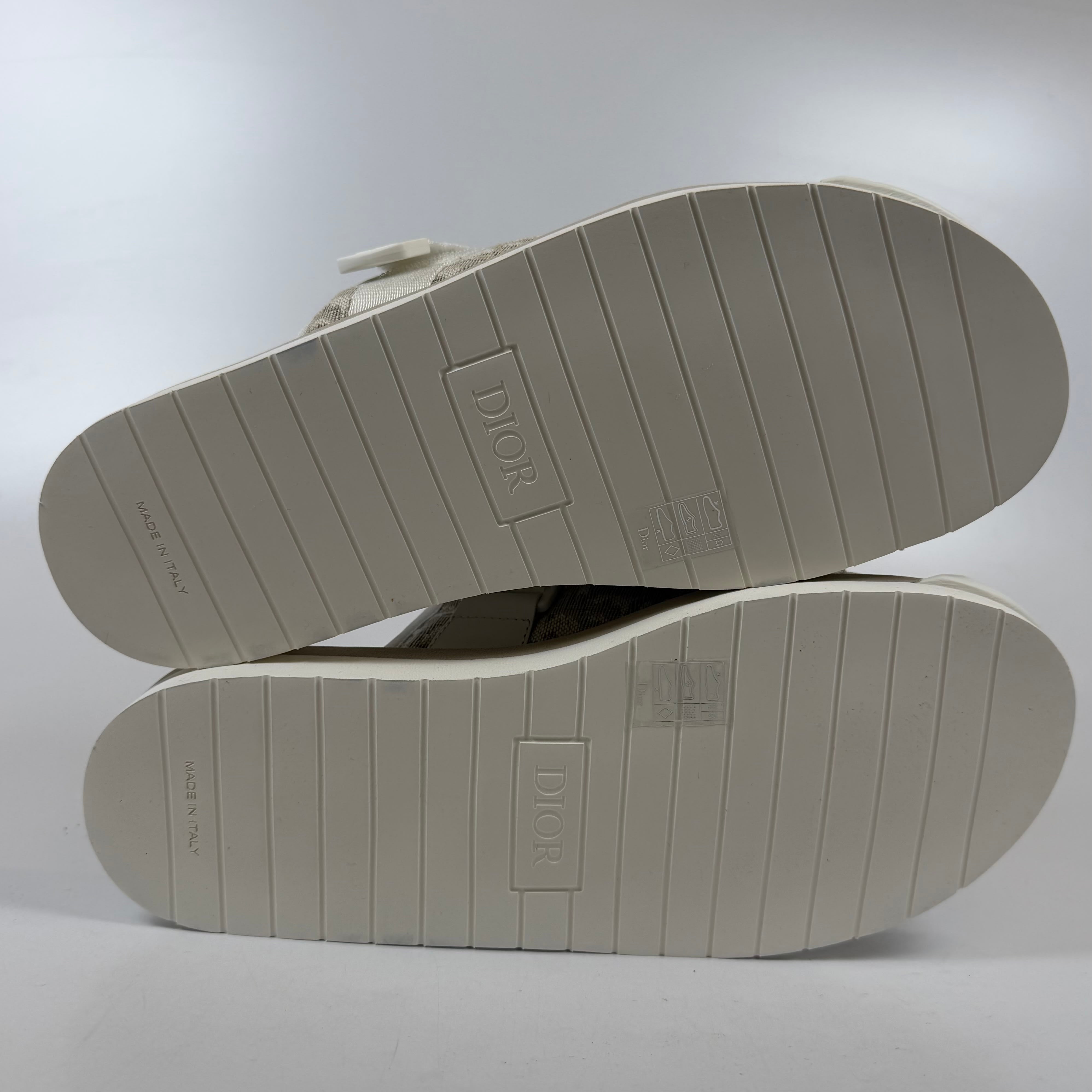 SP13510 Dior Alpha Slide Off White