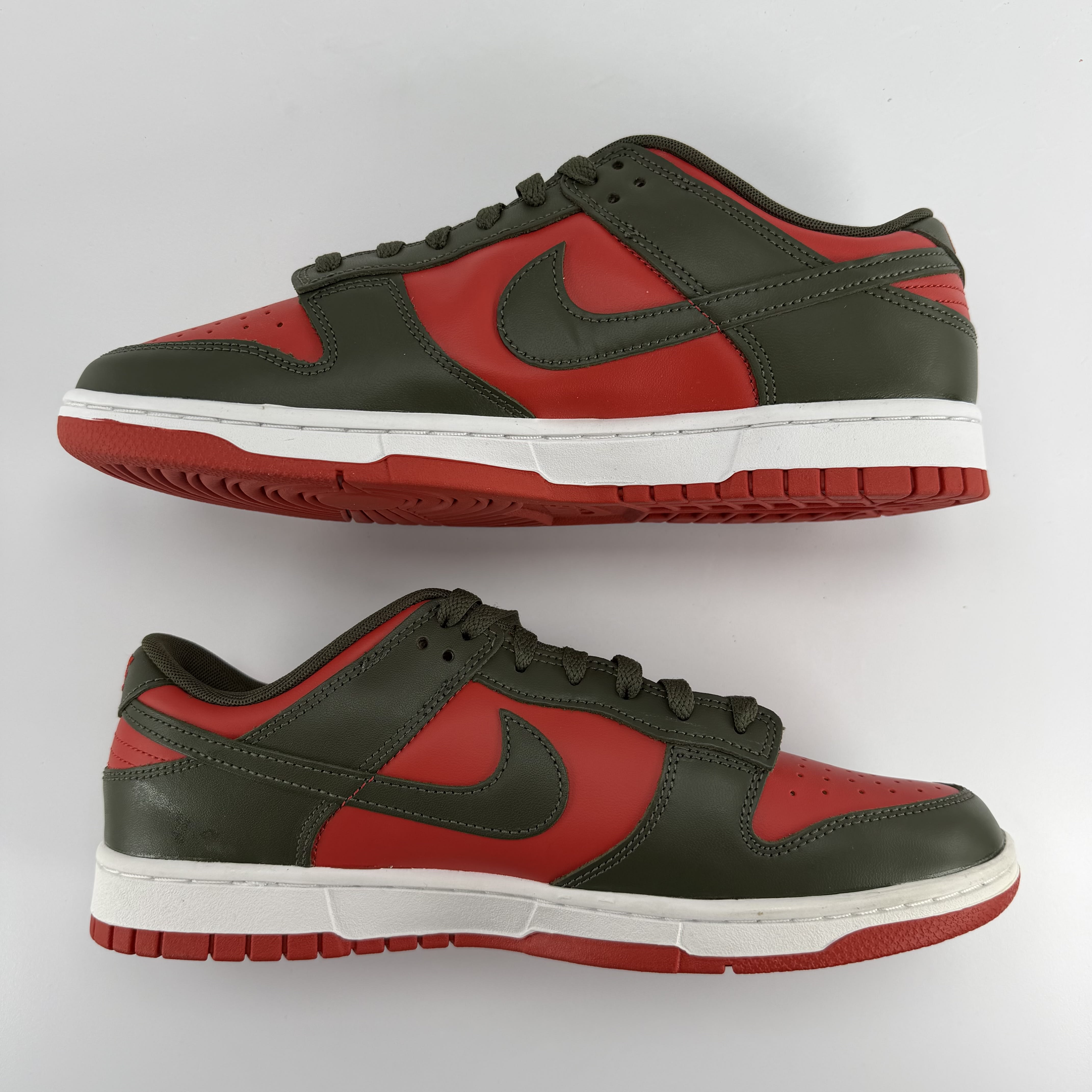 269328 Nike Dunk Low Mystic Red Cargo Khaki